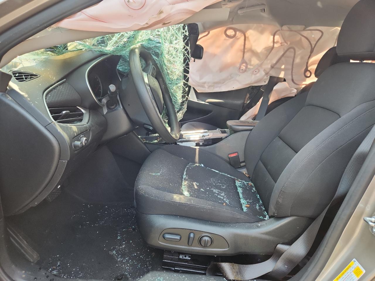 2025 Chevrolet Malibu Lt Бежевый vin: 1G1ZD5ST7SF153743 Damage: Windshield, Broken, Replacement Required