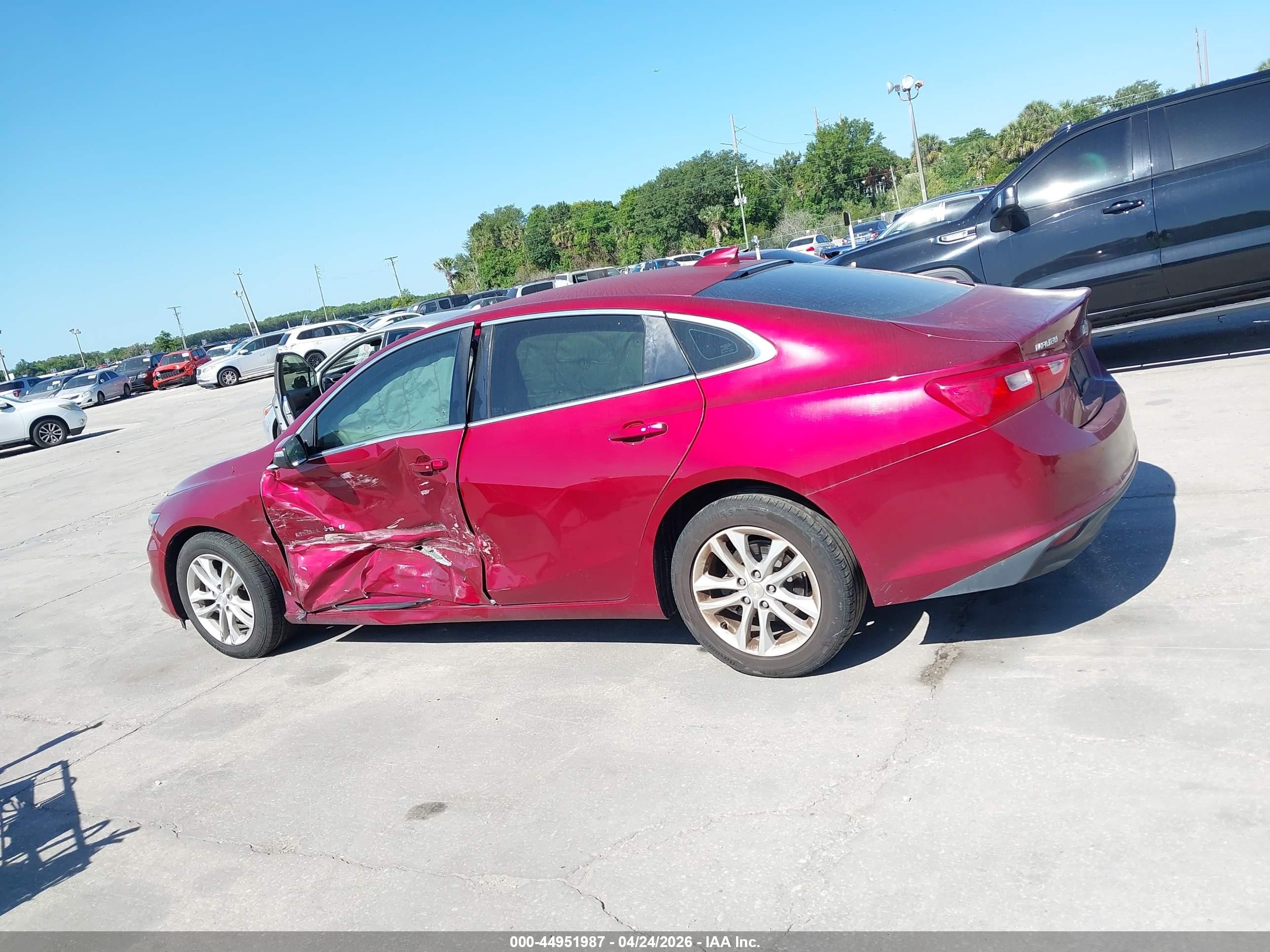 2018 Chevrolet Malibu Lt Maroon vin: 1G1ZD5ST8JF110236