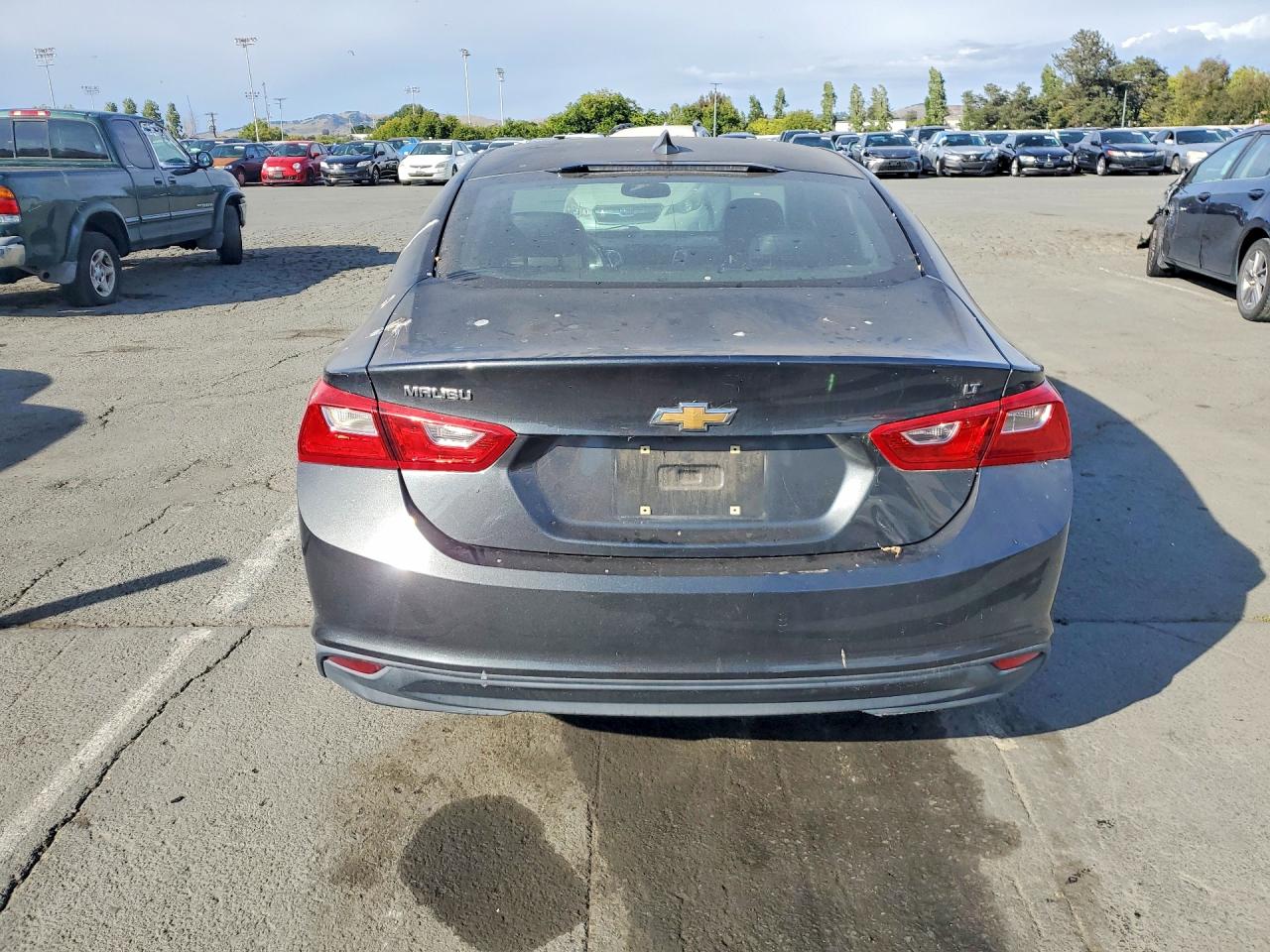 2018 Chevrolet Malibu Lt Gray vin: 1G1ZD5ST8JF128249