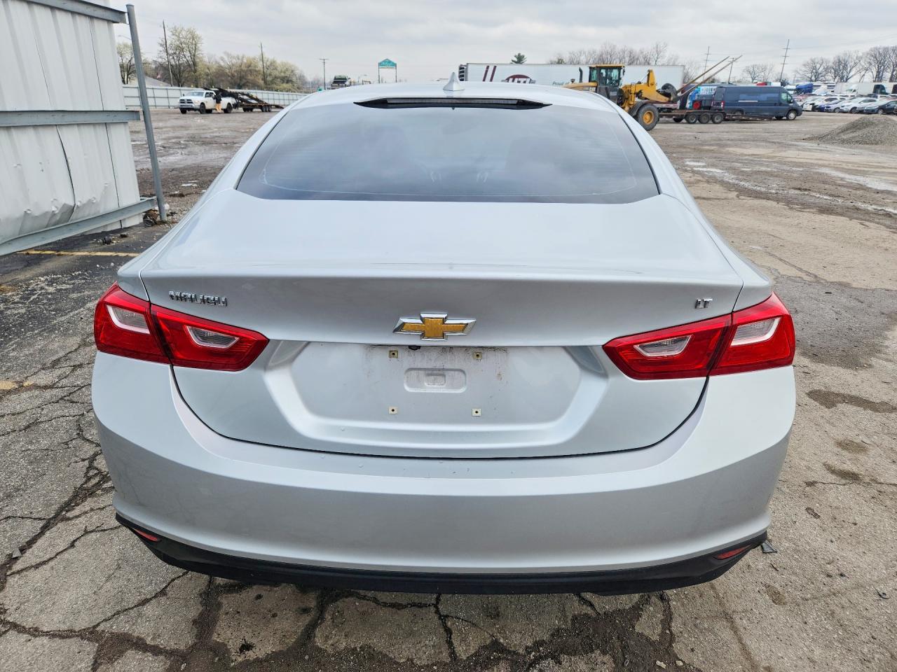 2018 Chevrolet Malibu Lt Silver vin: 1G1ZD5ST8JF210983