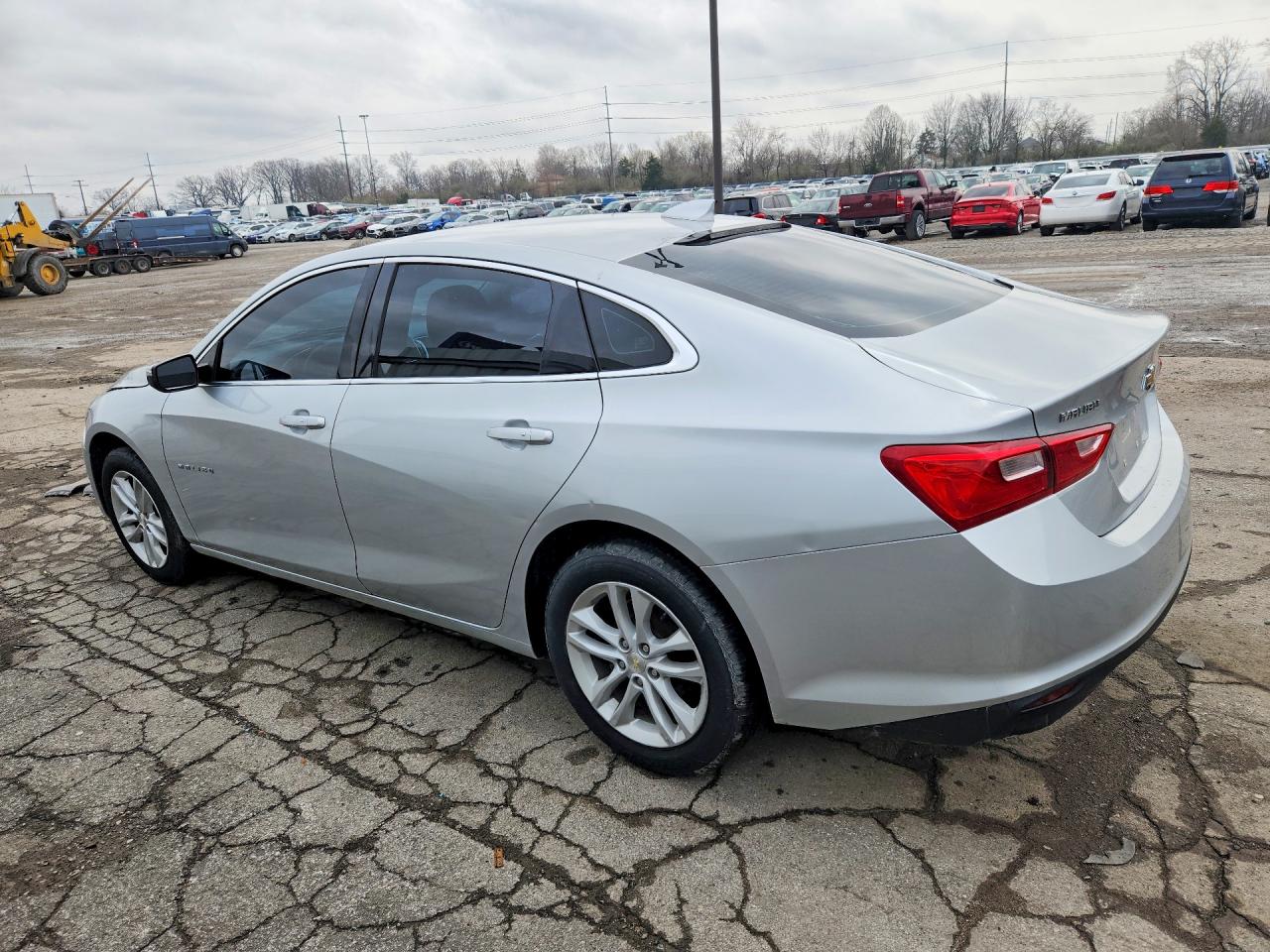 2018 Chevrolet Malibu Lt Silver vin: 1G1ZD5ST8JF210983