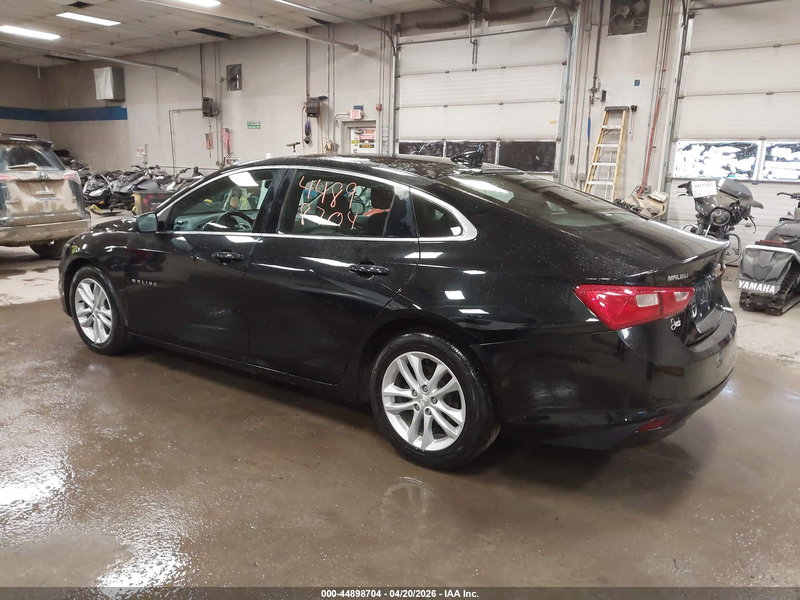 2018 Chevrolet Malibu Lt Black vin: 1G1ZD5ST8JF220543