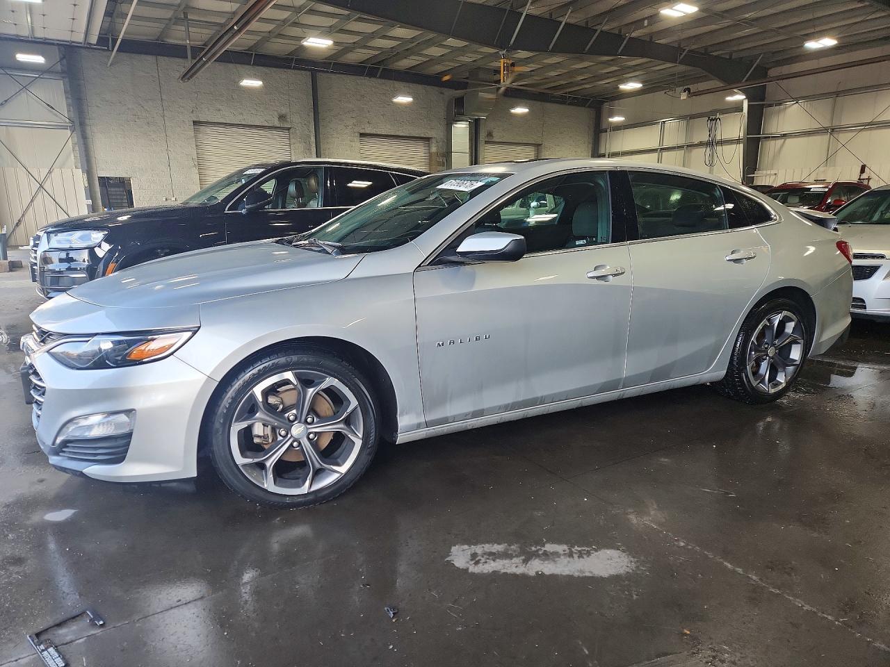 2021 Chevrolet Malibu Lt Silver vin: 1G1ZD5ST8MF074181