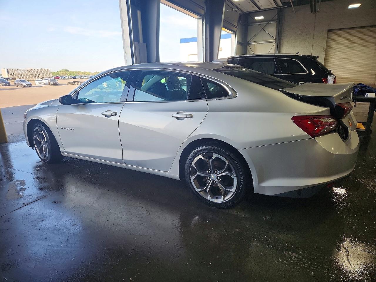 2021 Chevrolet Malibu Lt Silver vin: 1G1ZD5ST8MF074181