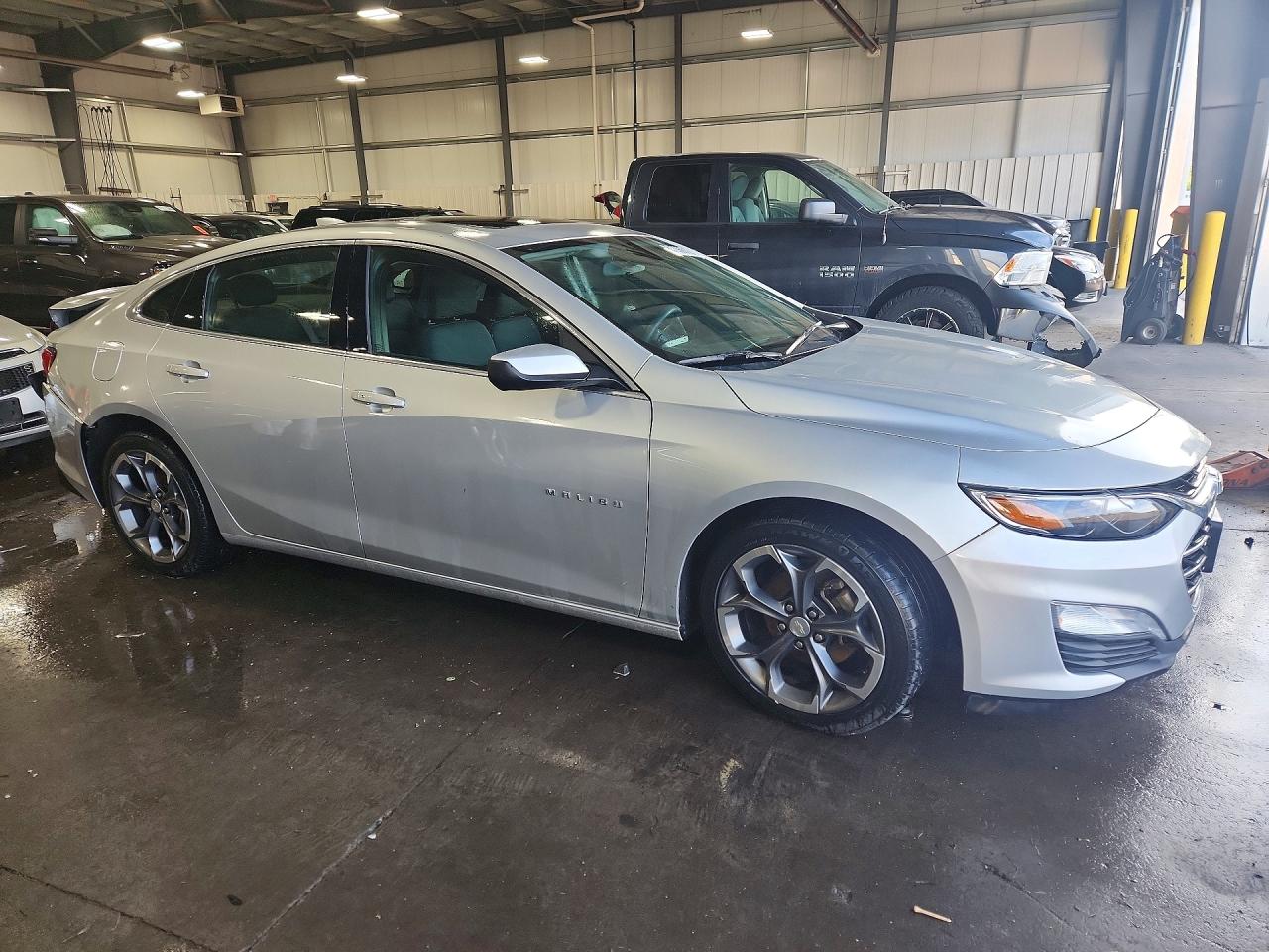2021 Chevrolet Malibu Lt Silver vin: 1G1ZD5ST8MF074181