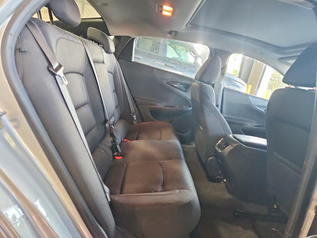 2021 Chevrolet Malibu Lt Silver vin: 1G1ZD5ST8MF074181