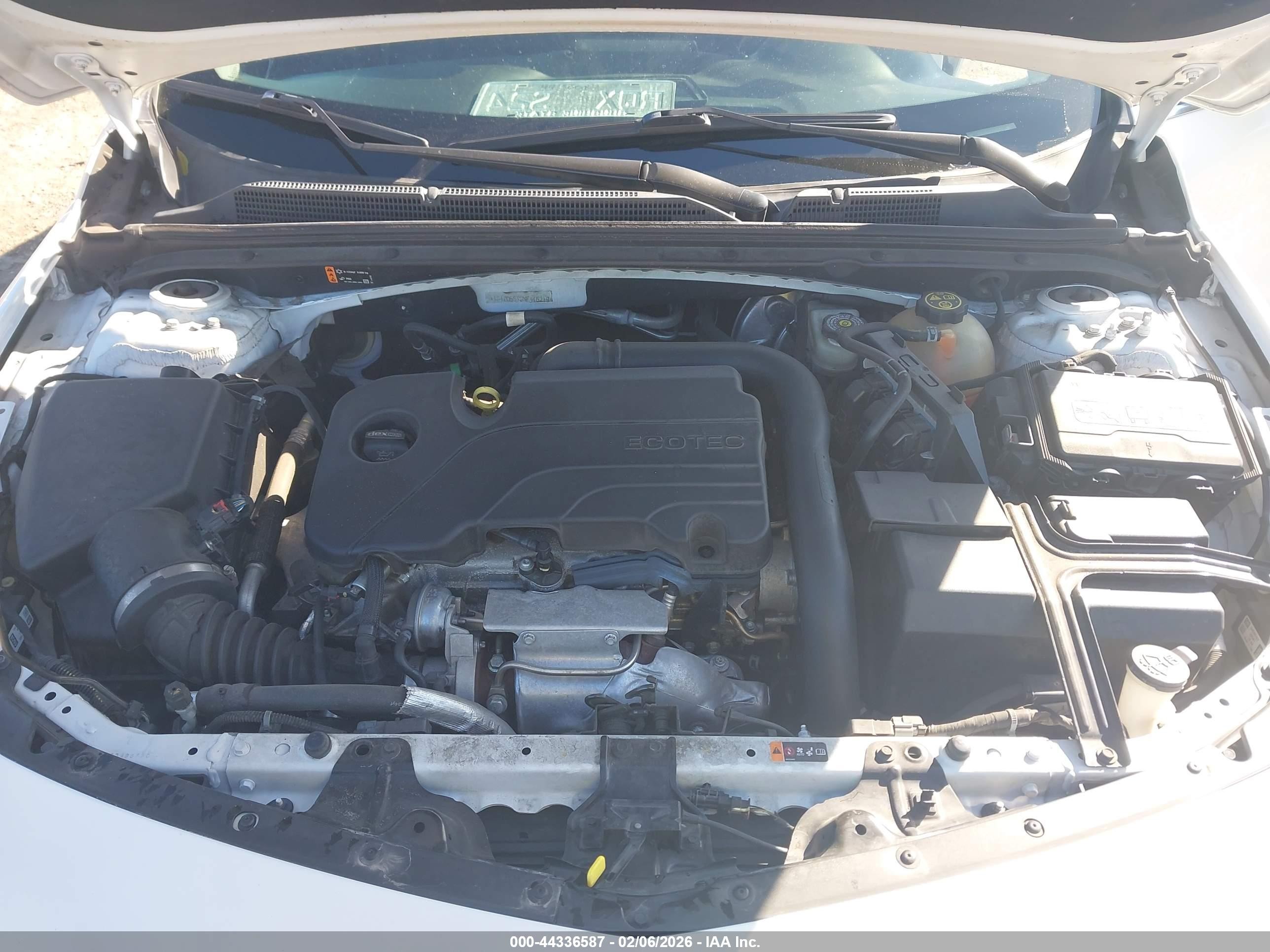 2022 Chevrolet Malibu Fwd Lt Белый vin: 1G1ZD5ST8NF116219