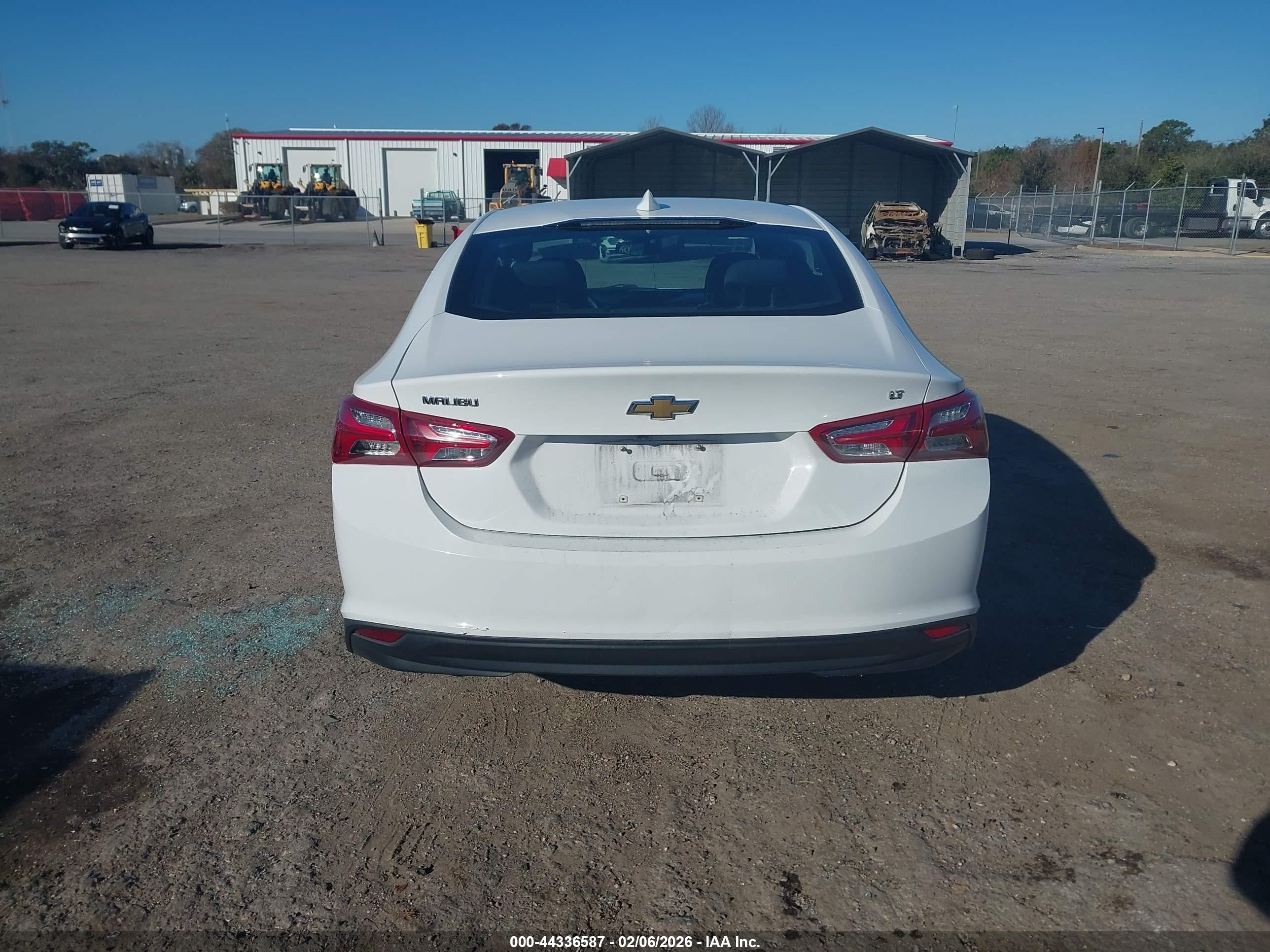 2022 Chevrolet Malibu Fwd Lt Белый vin: 1G1ZD5ST8NF116219