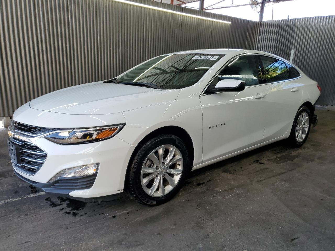 2024 Chevrolet Malibu Lt   White vin: 1G1ZD5ST8RF139330 Damage: Front Bumper, Heavy Scratch, 1 to 2 inches