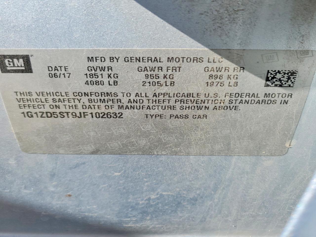 2018 Chevrolet Malibu Lt Серебряный vin: 1G1ZD5ST9JF102632