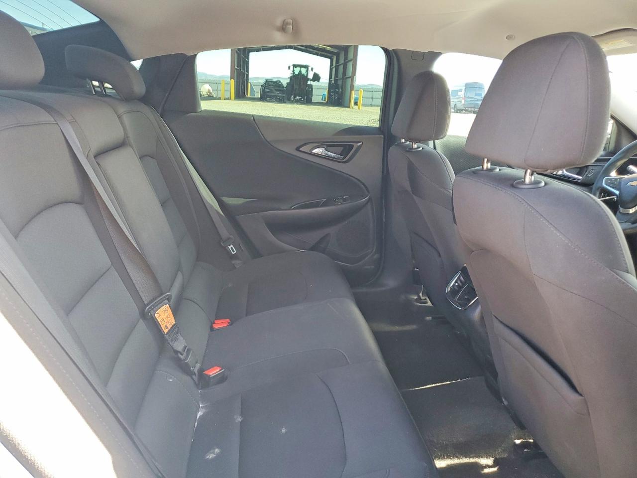 2018 Chevrolet Malibu Lt Серебряный vin: 1G1ZD5ST9JF102632