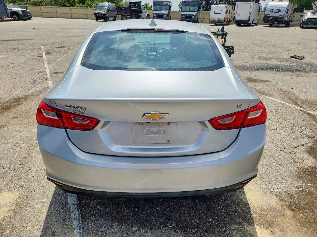2018 Chevrolet Malibu Lt Gray vin: 1G1ZD5ST9JF154245