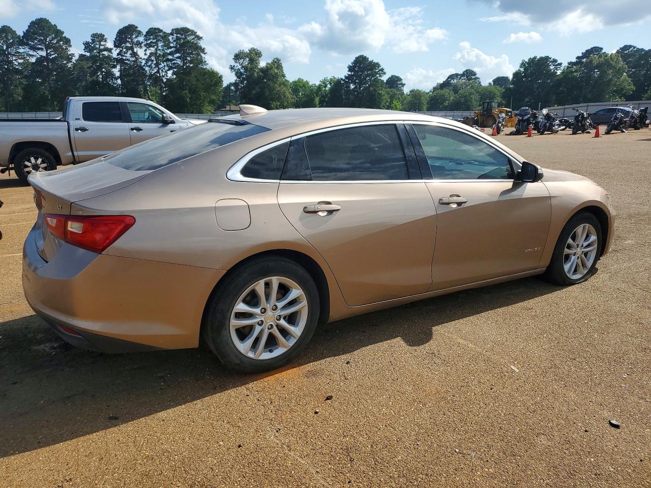 2018 Chevrolet Malibu Lt Tan vin: 1G1ZD5ST9JF224620