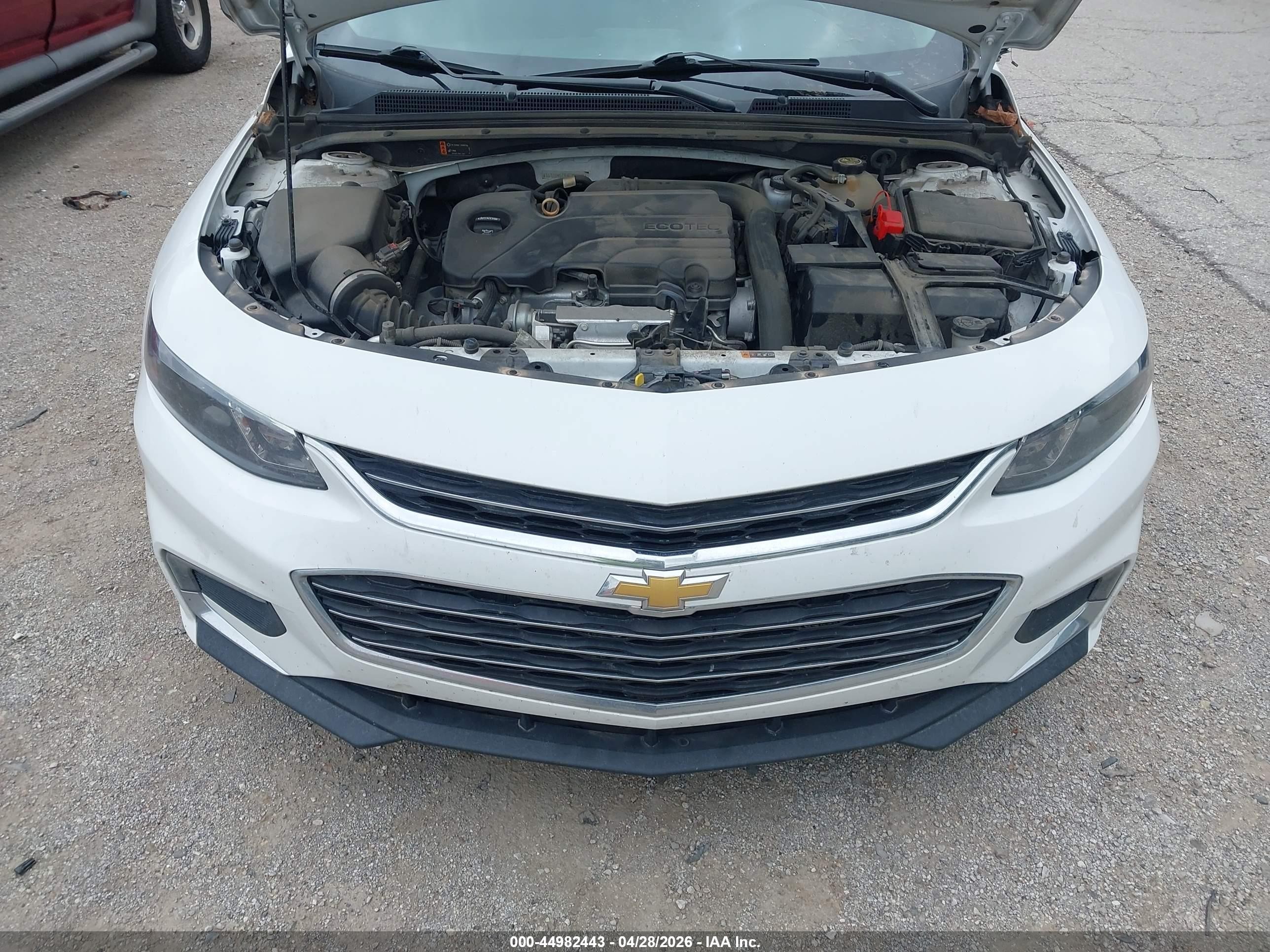 2018 Chevrolet Malibu Lt Белый vin: 1G1ZD5ST9JF226450