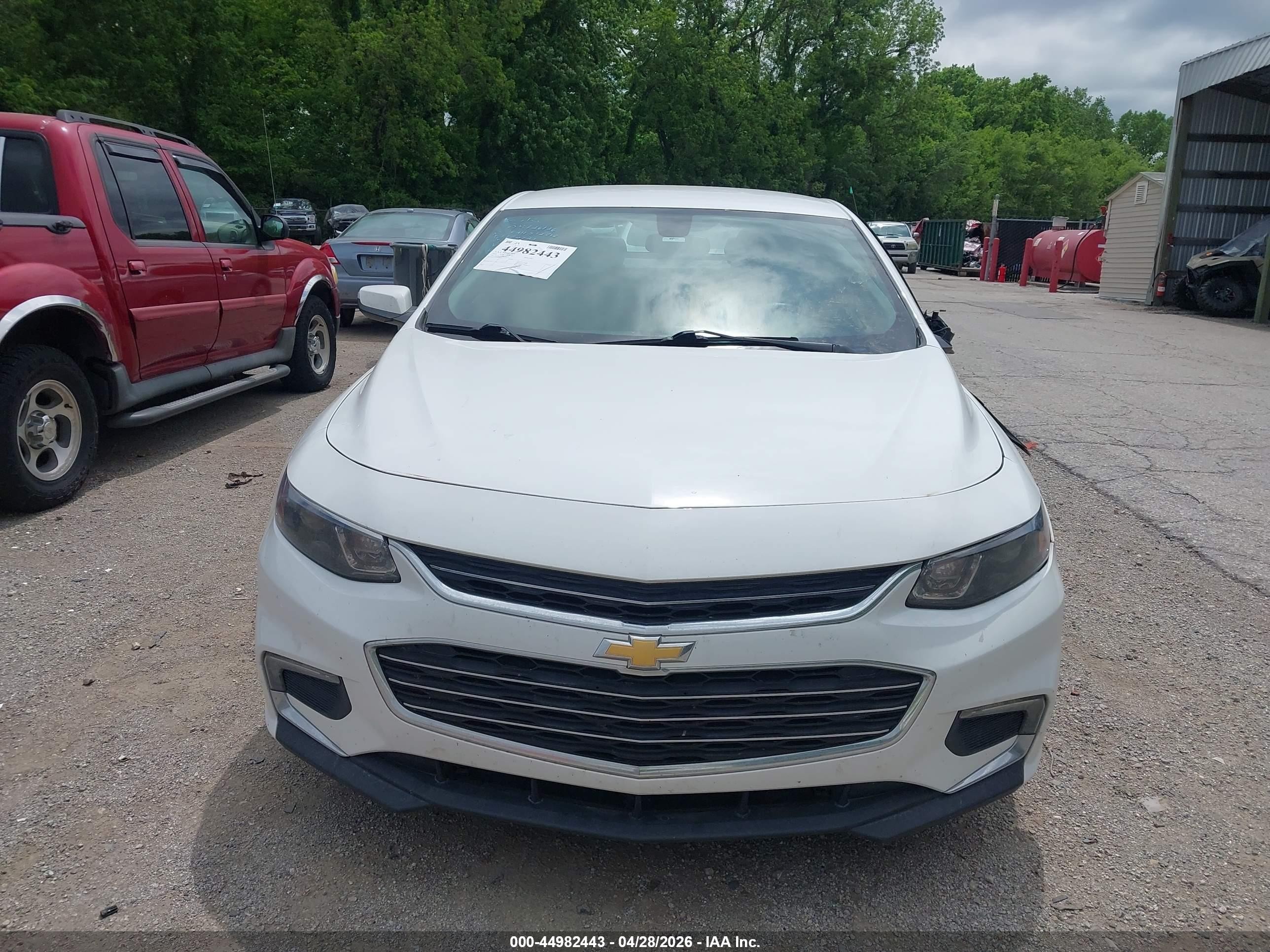2018 Chevrolet Malibu Lt Белый vin: 1G1ZD5ST9JF226450