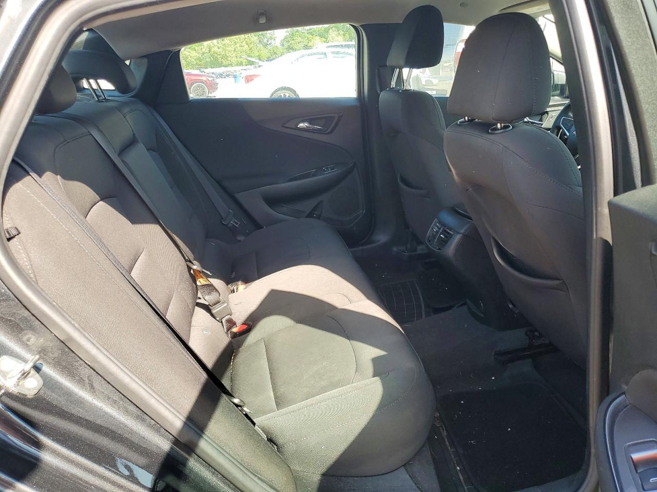 2018 Chevrolet Malibu Lt Серый vin: 1G1ZD5ST9JF254409