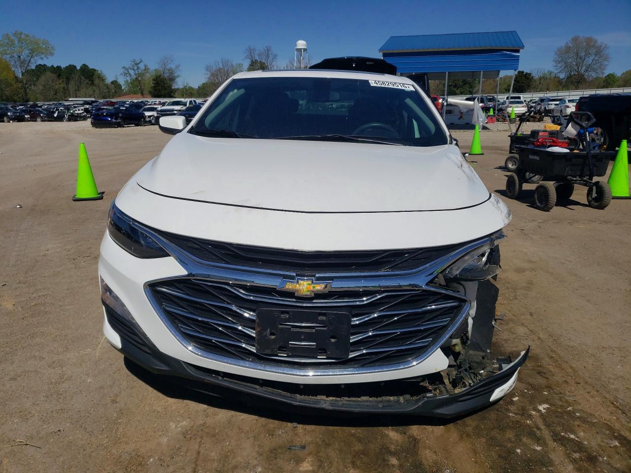 2019 Chevrolet Malibu White vin: 1G1ZD5ST9KF152352