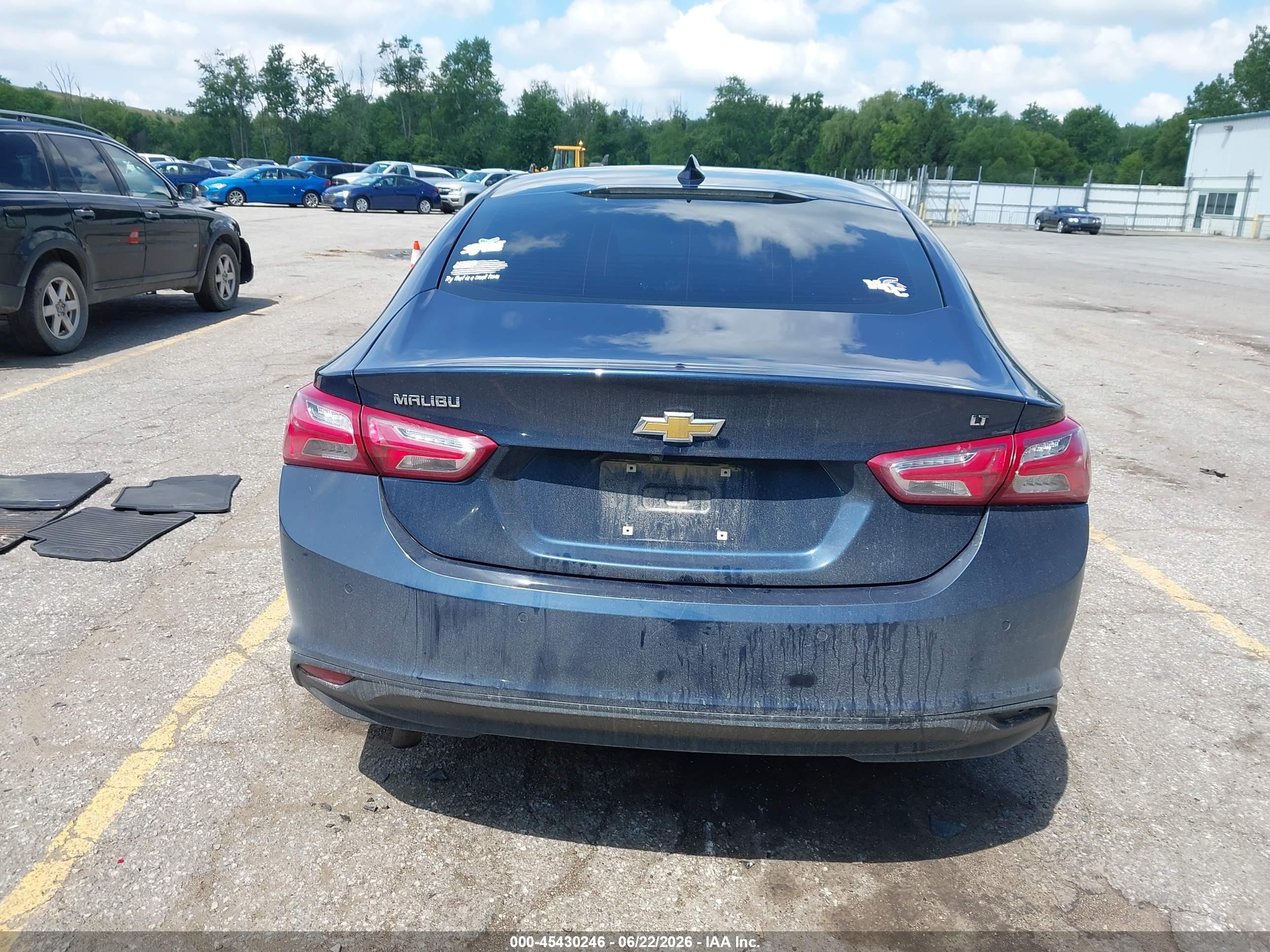 2019 Chevrolet Malibu Lt Blue vin: 1G1ZD5ST9KF192611