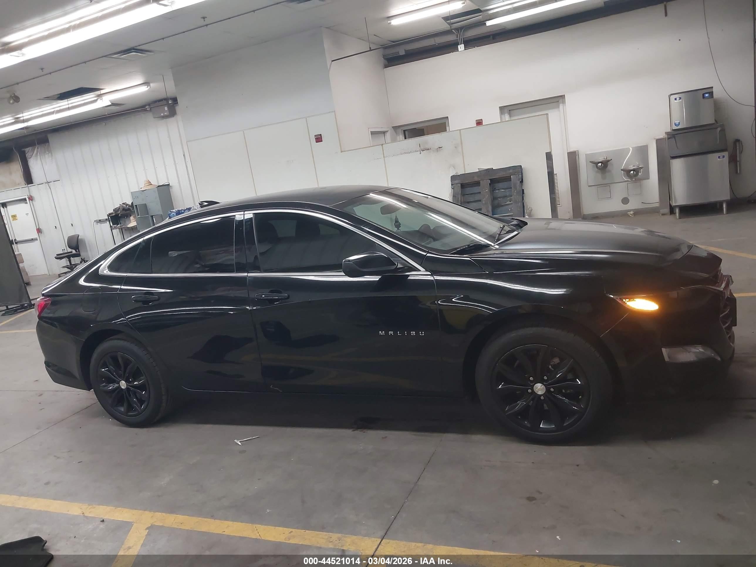 2020 Chevrolet Malibu Fwd Lt Black vin: 1G1ZD5ST9LF090128
