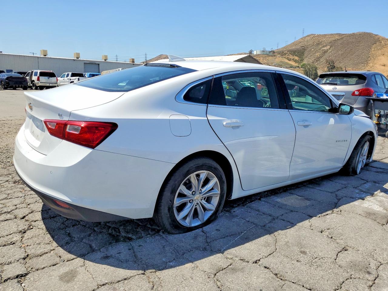 2024 Chevrolet Malibu Lt Белый vin: 1G1ZD5ST9RF111911