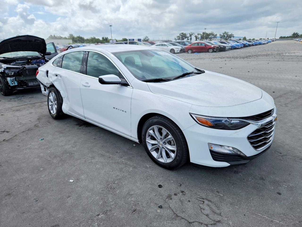 2025 Chevrolet Malibu Lt White vin: 1G1ZD5ST9SF117780