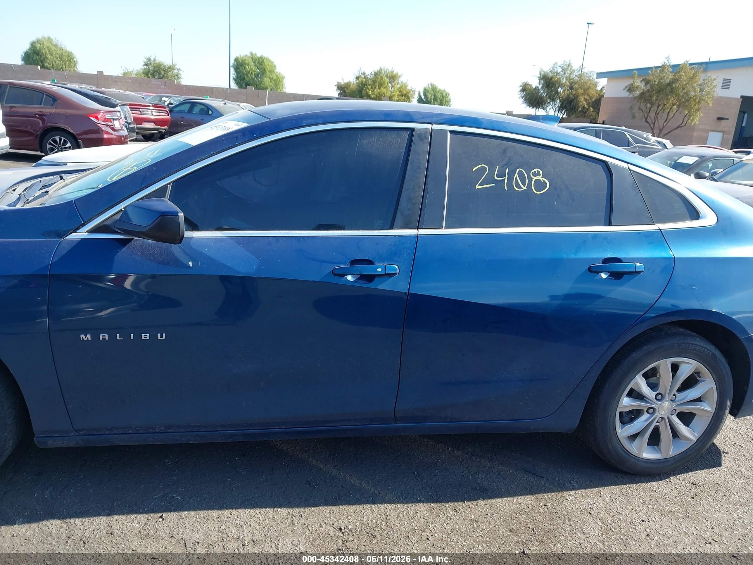 2019 Chevrolet Malibu Lt Blue vin: 1G1ZD5STXKF132482