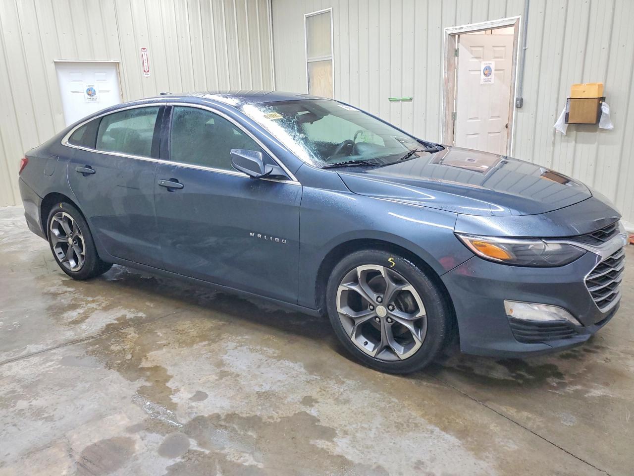 2020 Chevrolet Malibu Lt Синий vin: 1G1ZD5STXLF111925
