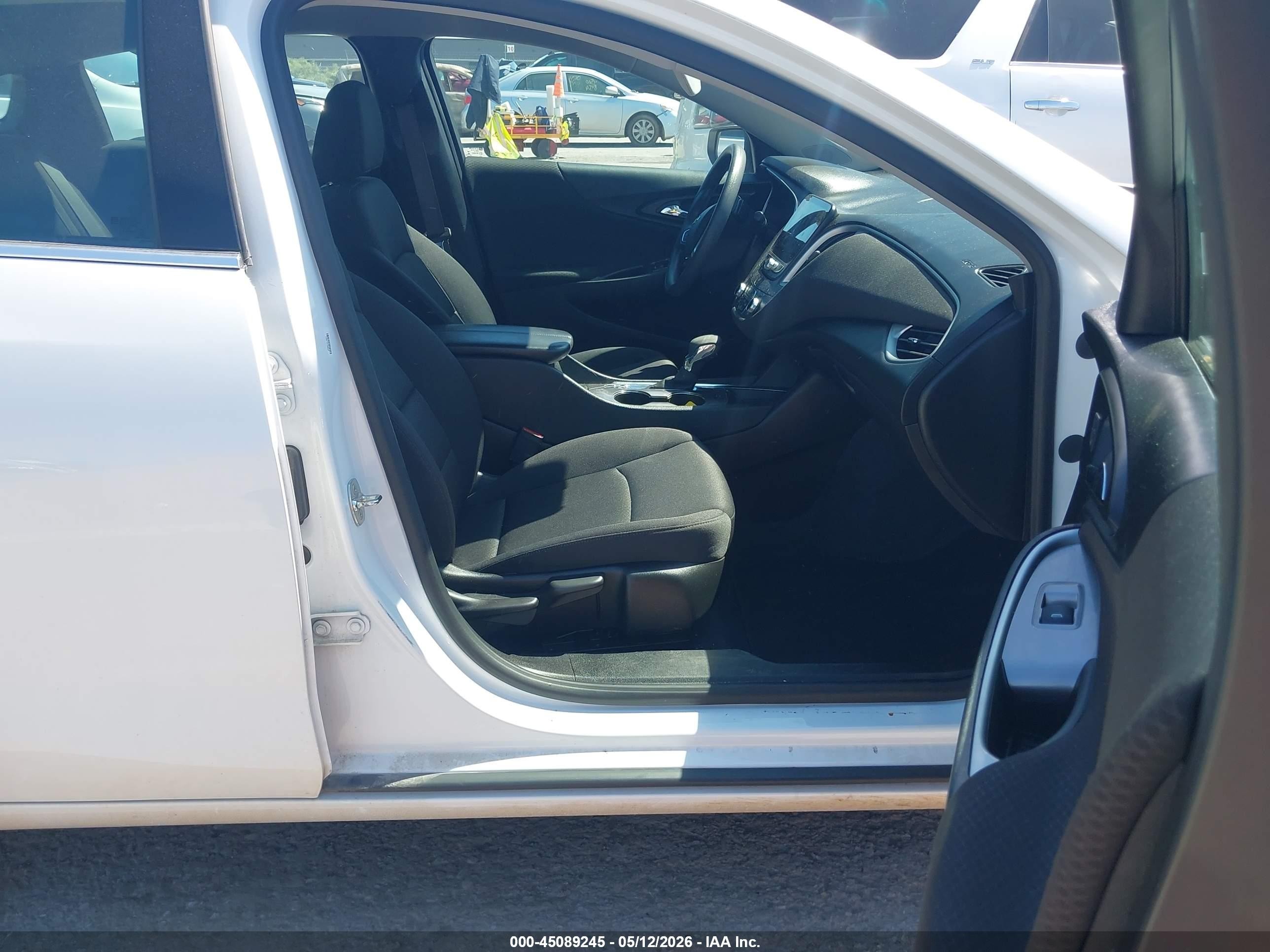 2024 Chevrolet Malibu Fwd 1lt White vin: 1G1ZD5STXRF157828