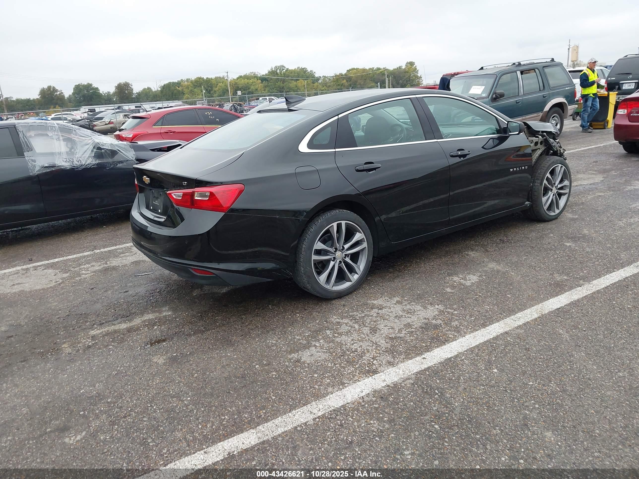 2025 Chevrolet Malibu Fwd 1lt Черный vin: 1G1ZD5STXSF155079