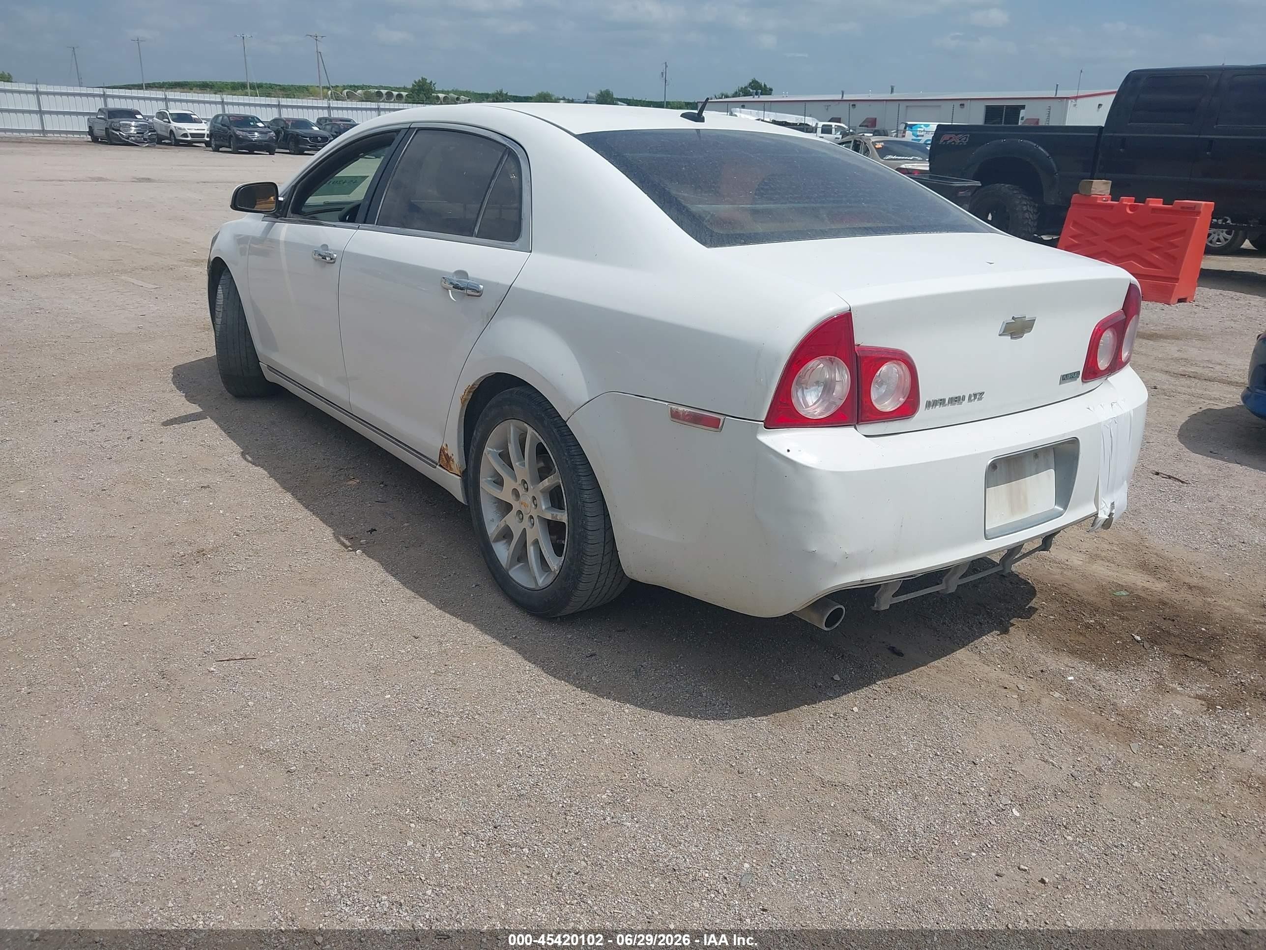 2010 Chevrolet Malibu Ltz White vin: 1G1ZE5E00AF310171