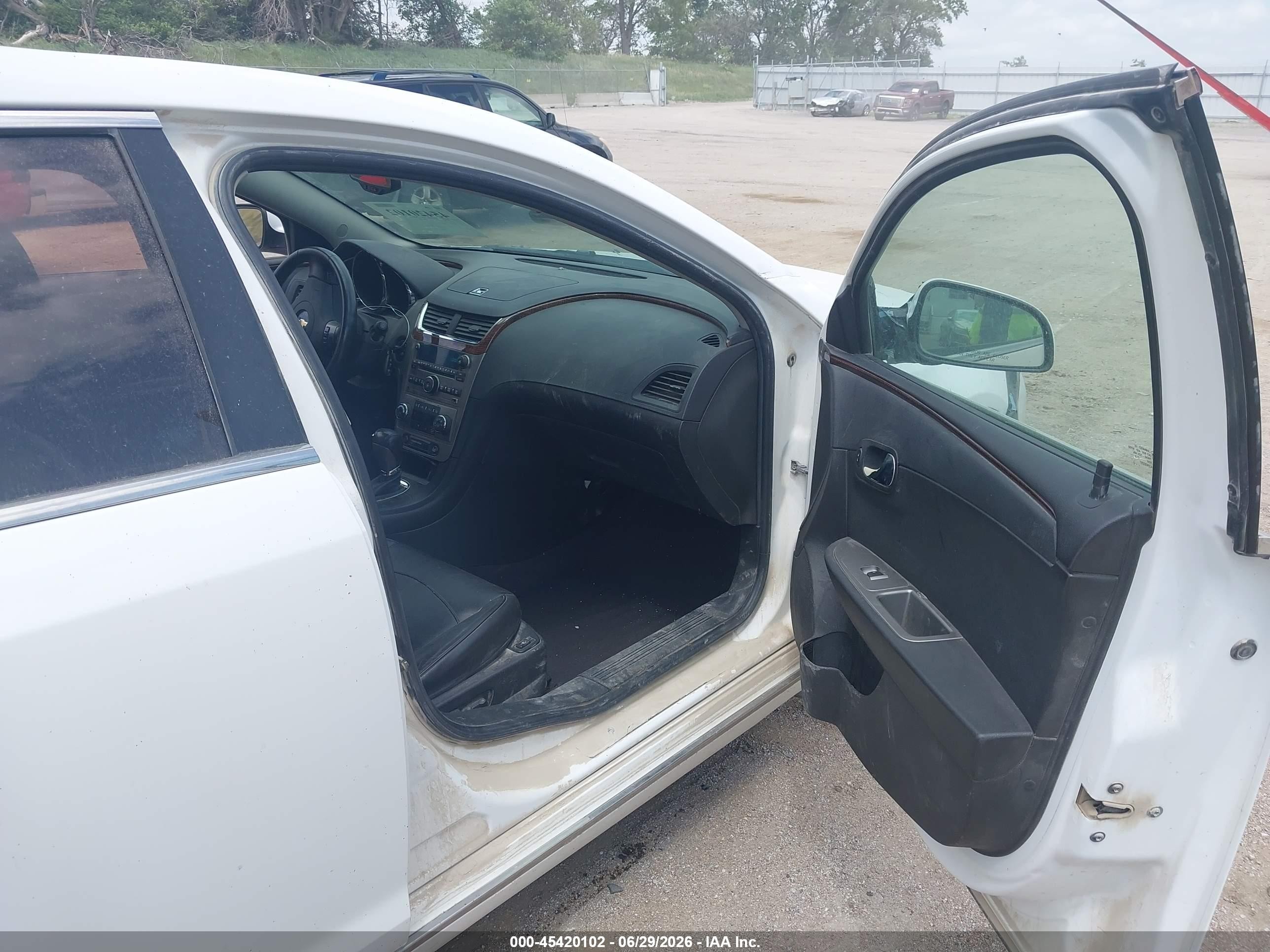 2010 Chevrolet Malibu Ltz White vin: 1G1ZE5E00AF310171