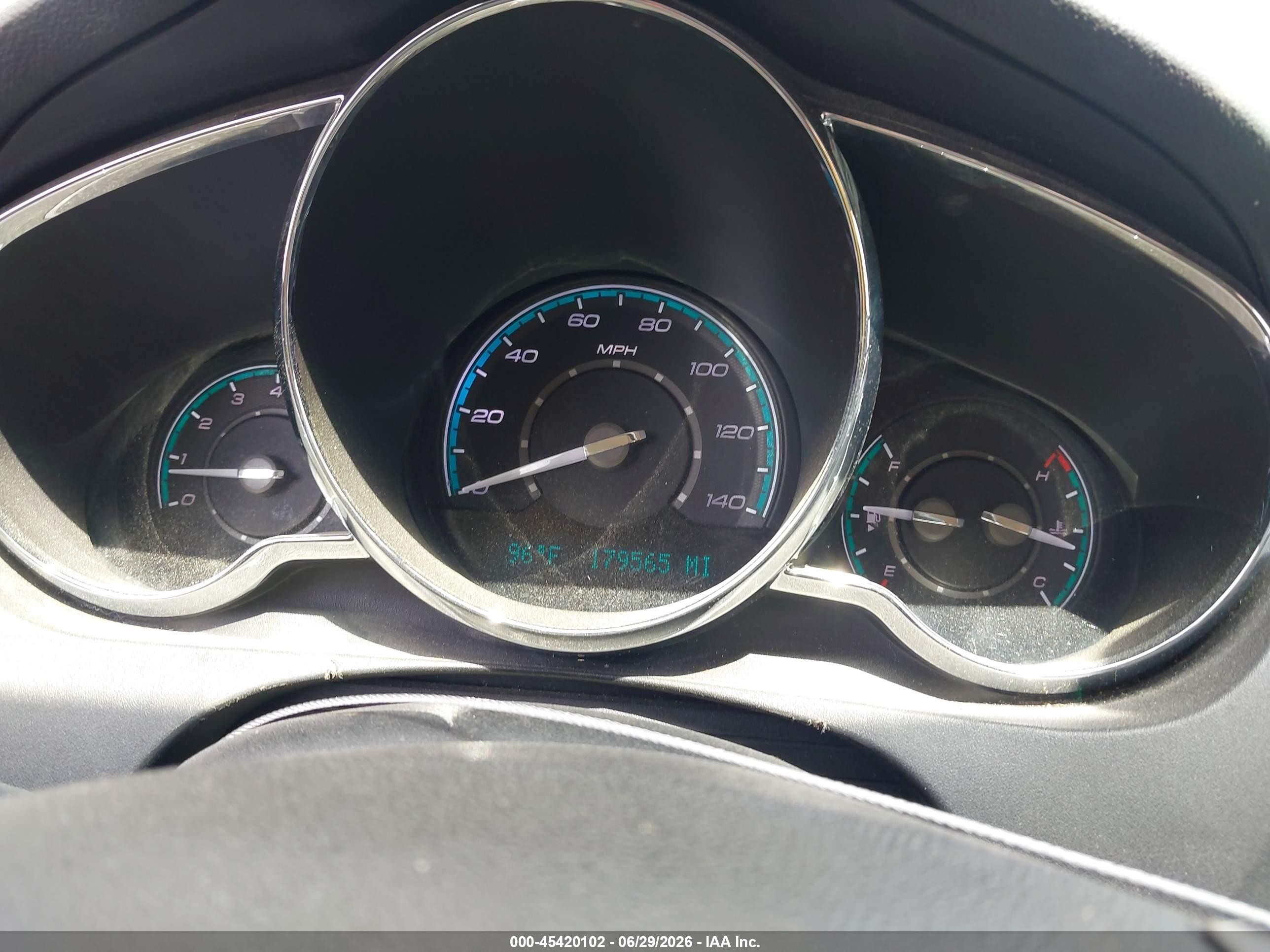 2010 Chevrolet Malibu Ltz White vin: 1G1ZE5E00AF310171