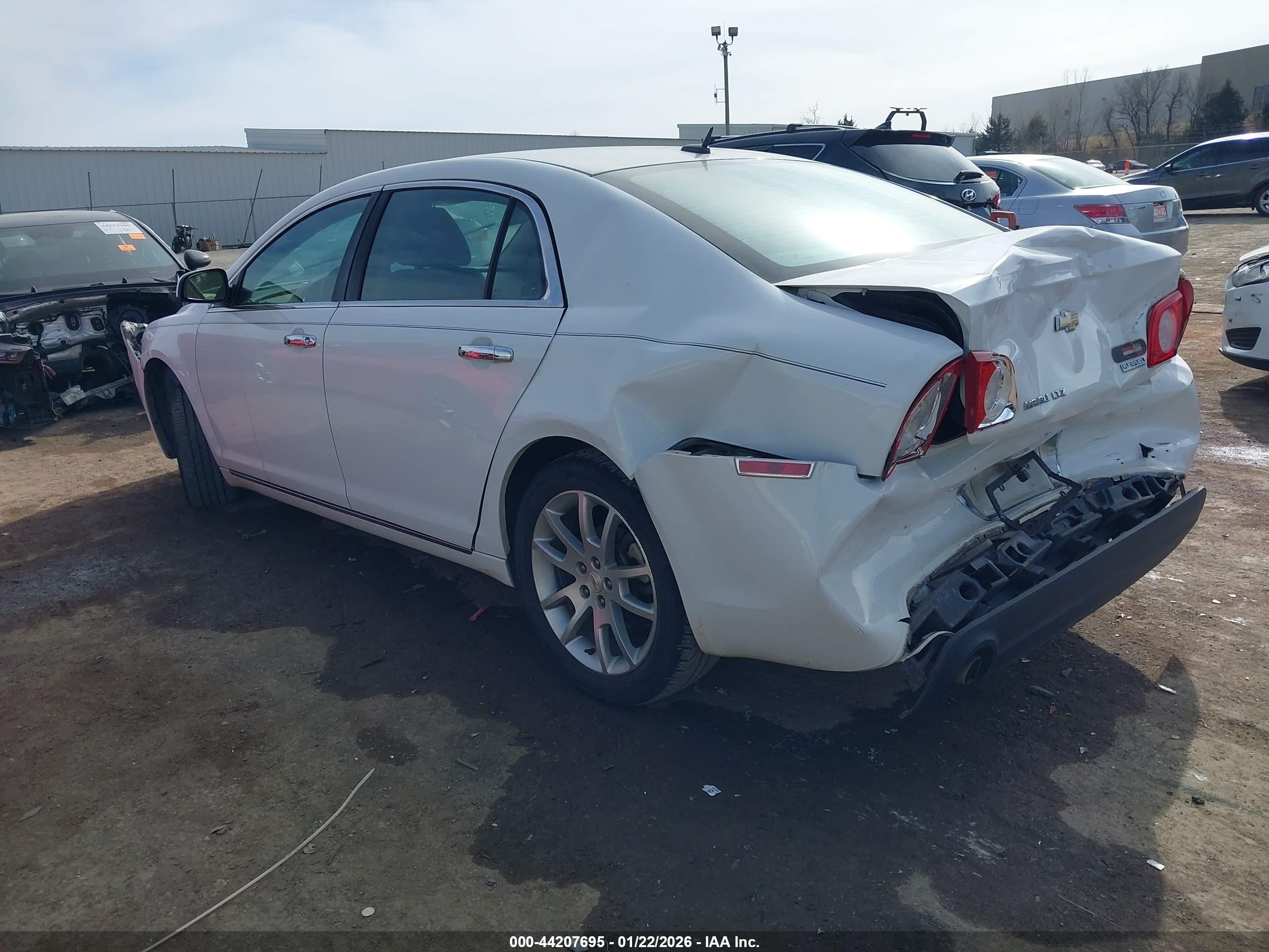 2010 Chevrolet Malibu Ltz White vin: 1G1ZE5E00AF319808