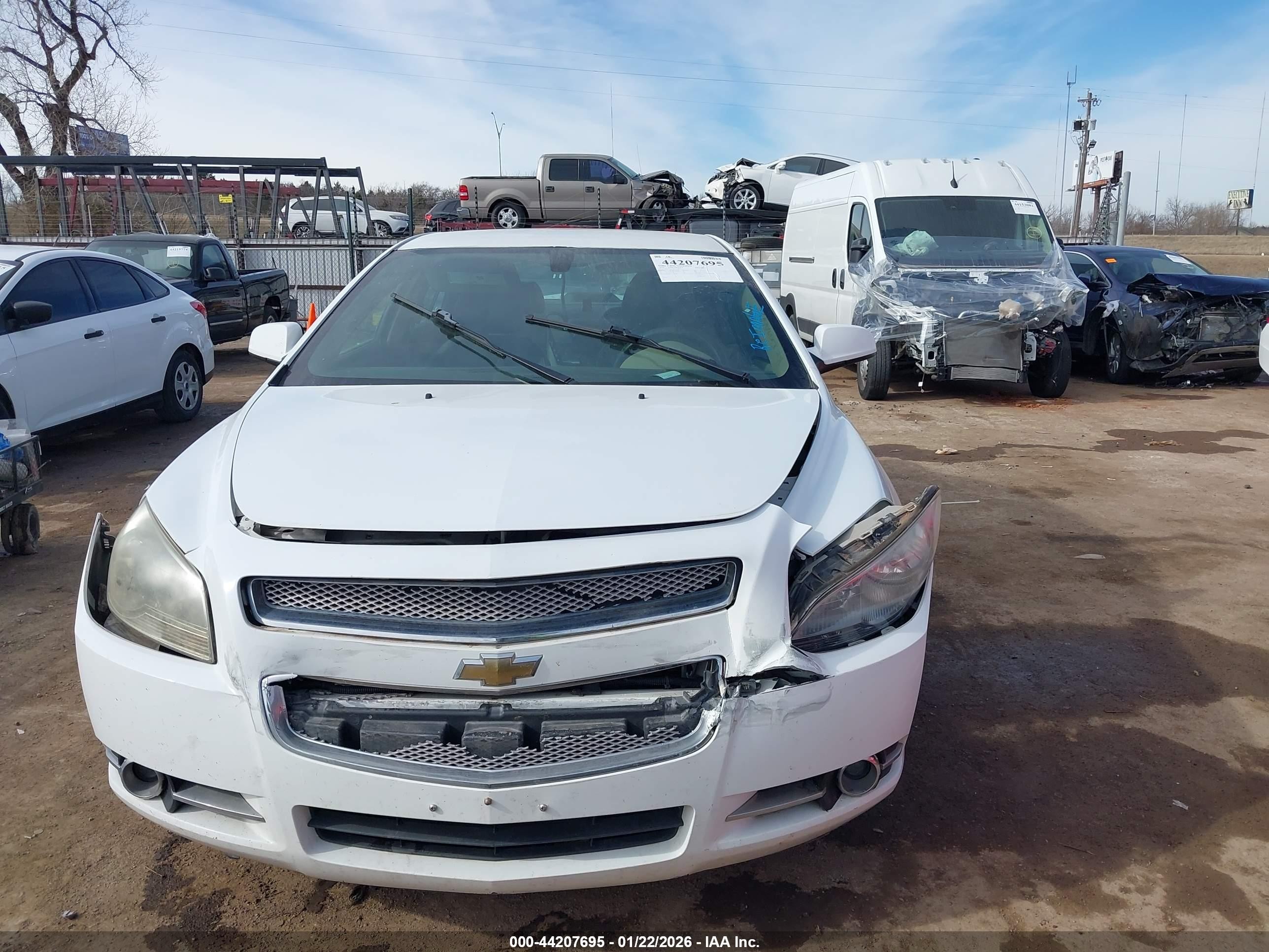 2010 Chevrolet Malibu Ltz White vin: 1G1ZE5E00AF319808