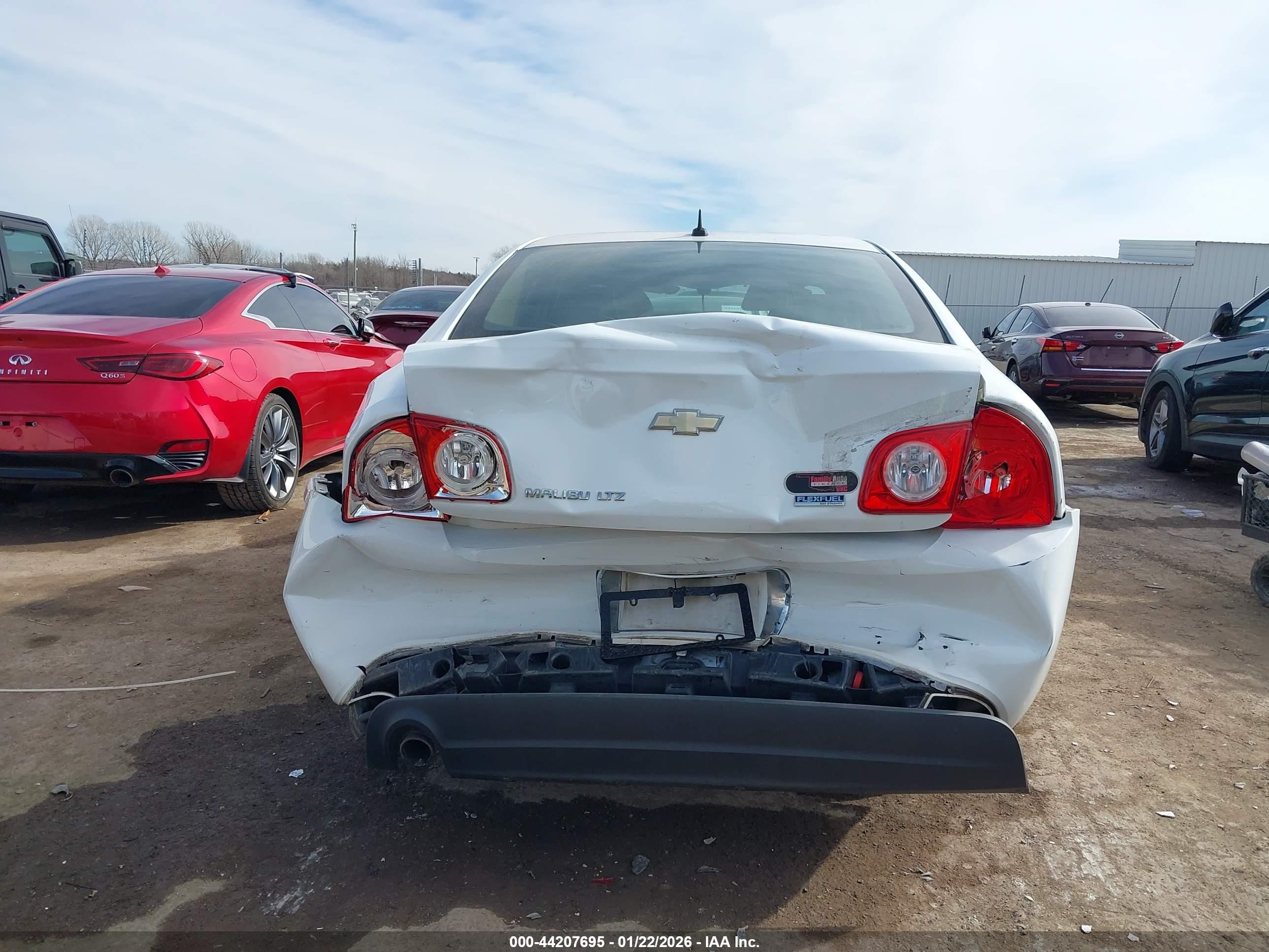 2010 Chevrolet Malibu Ltz White vin: 1G1ZE5E00AF319808