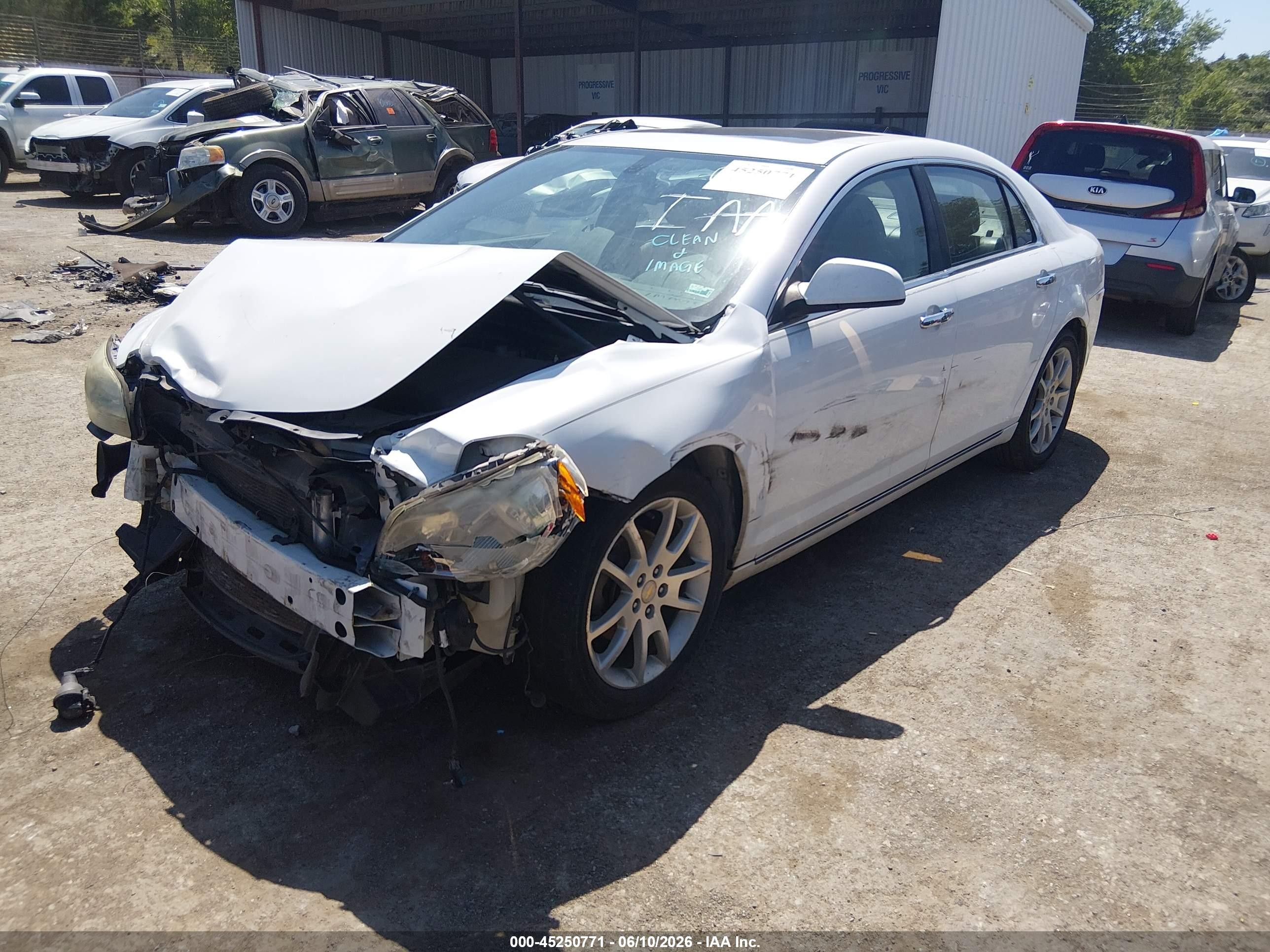 2010 Chevrolet Malibu Ltz Белый vin: 1G1ZE5E06AF320087