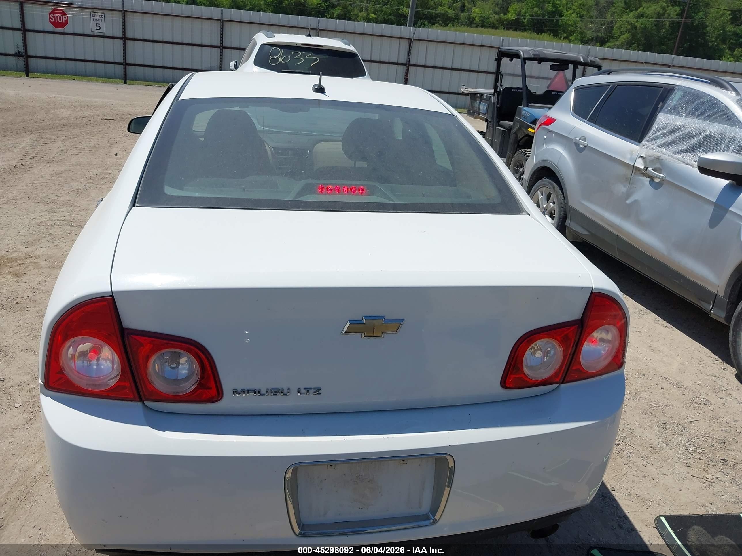 2010 Chevrolet Malibu Ltz White vin: 1G1ZE5E70AF314122