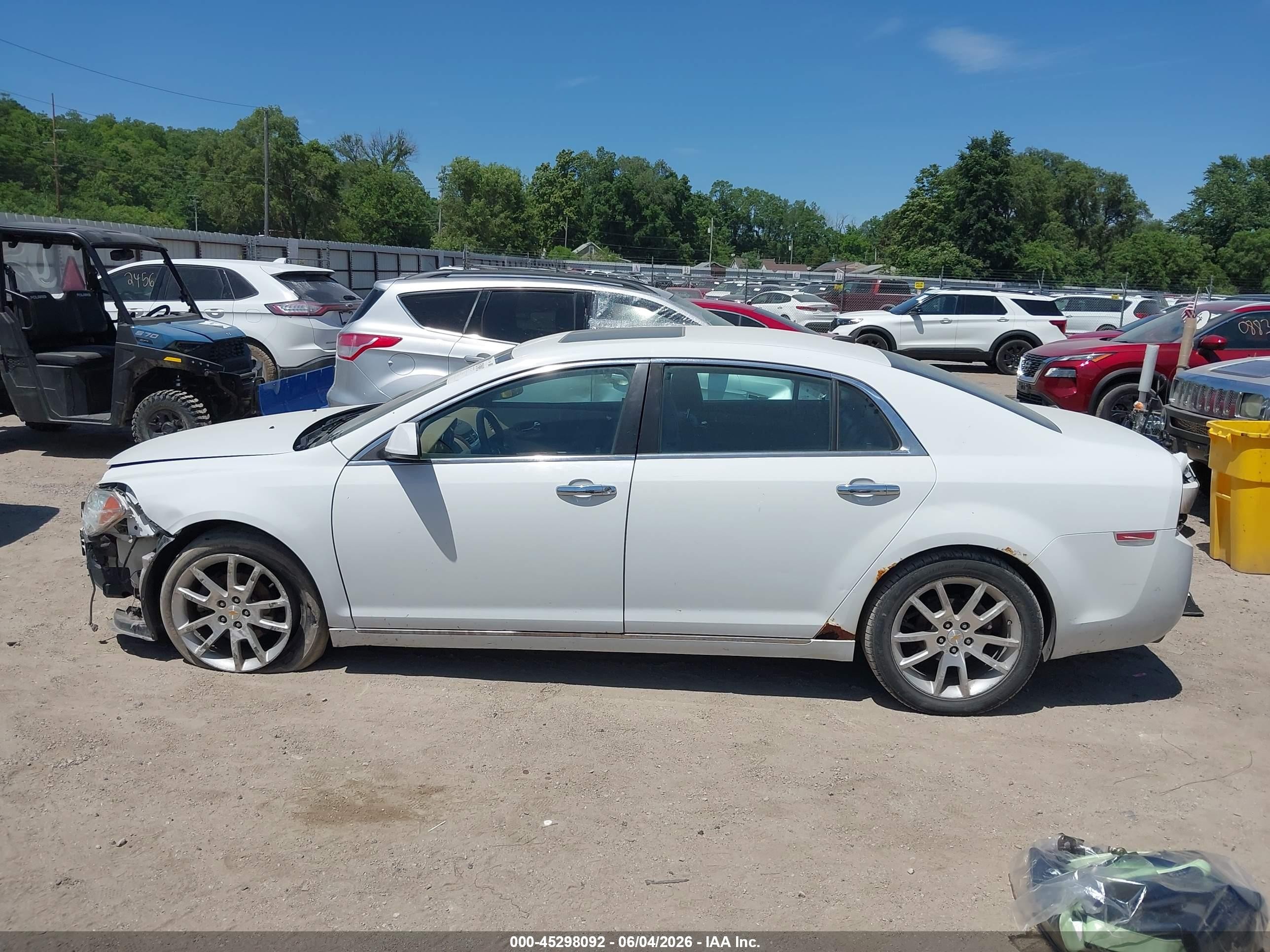 2010 Chevrolet Malibu Ltz White vin: 1G1ZE5E70AF314122