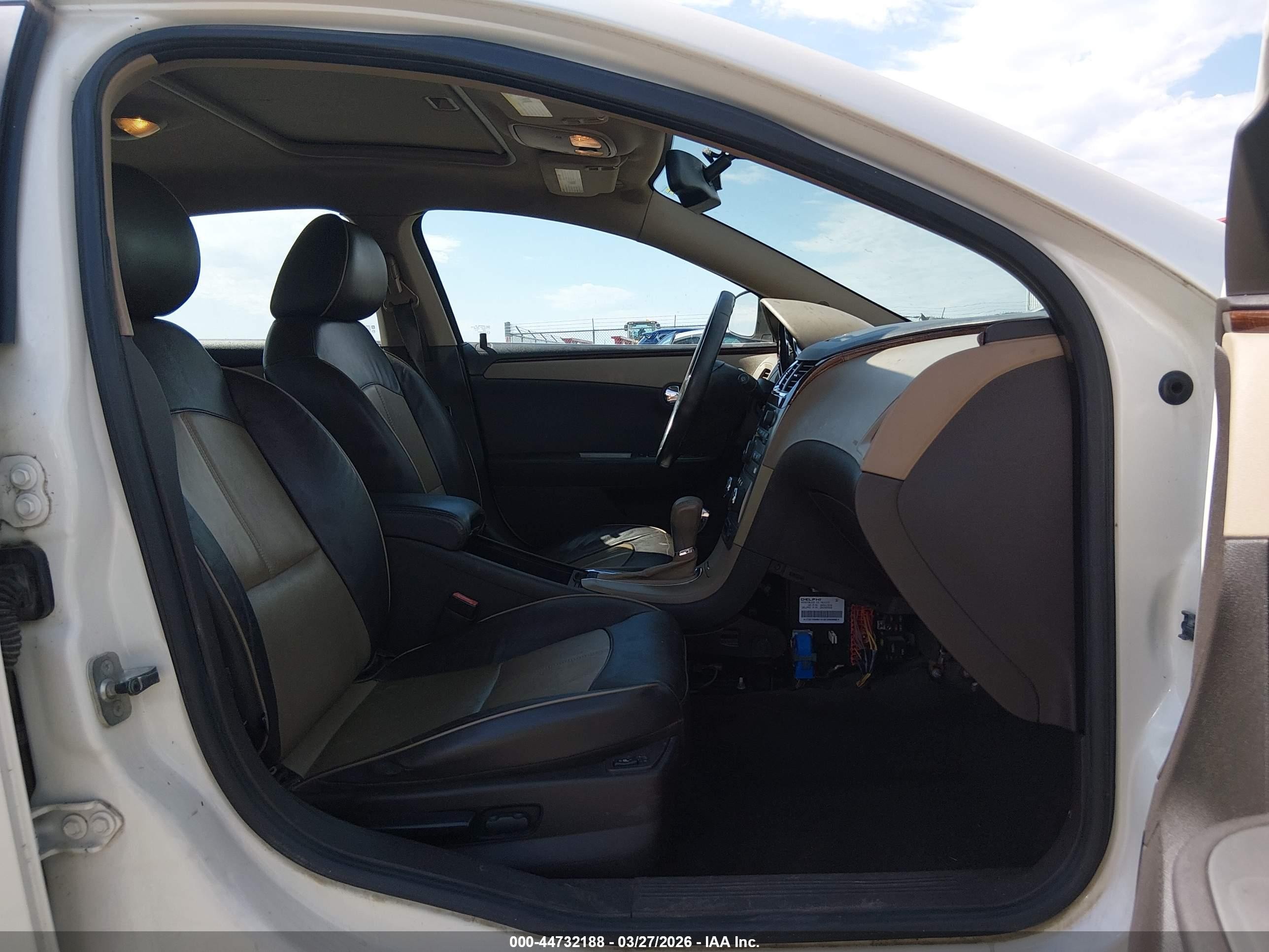 2011 Chevrolet Malibu Ltz White vin: 1G1ZE5E75BF397077