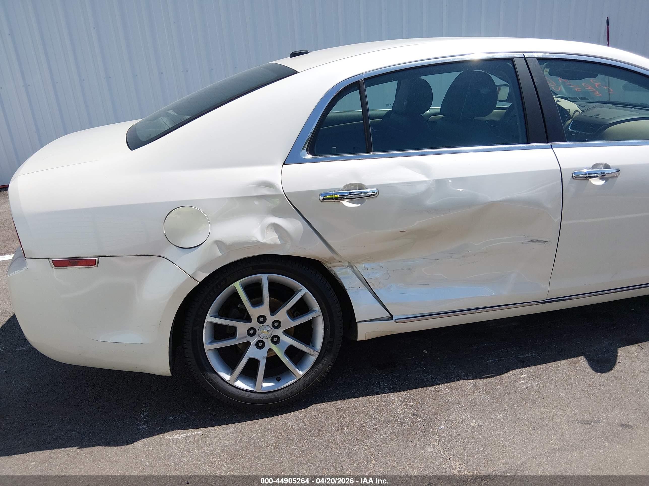 2010 Chevrolet Malibu Ltz Cream vin: 1G1ZE5EB0A4130234