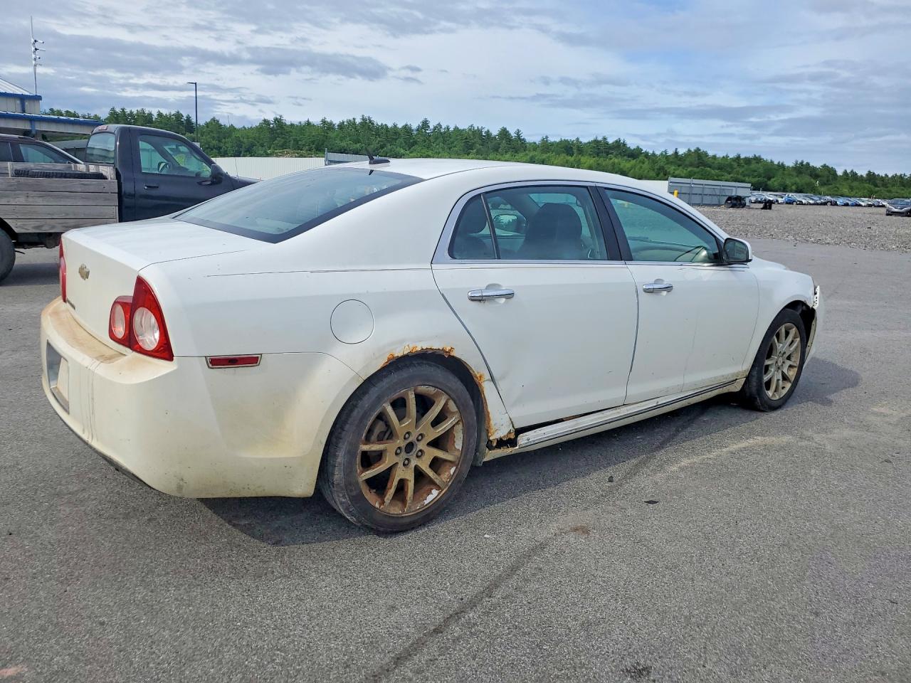 2010 Chevrolet Malibu Ltz White vin: 1G1ZE5EB2AF289468