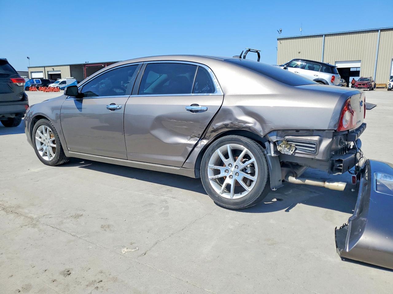 2010 Chevrolet Malibu Ltz Желто-коричневый vin: 1G1ZE5EB5AF108539