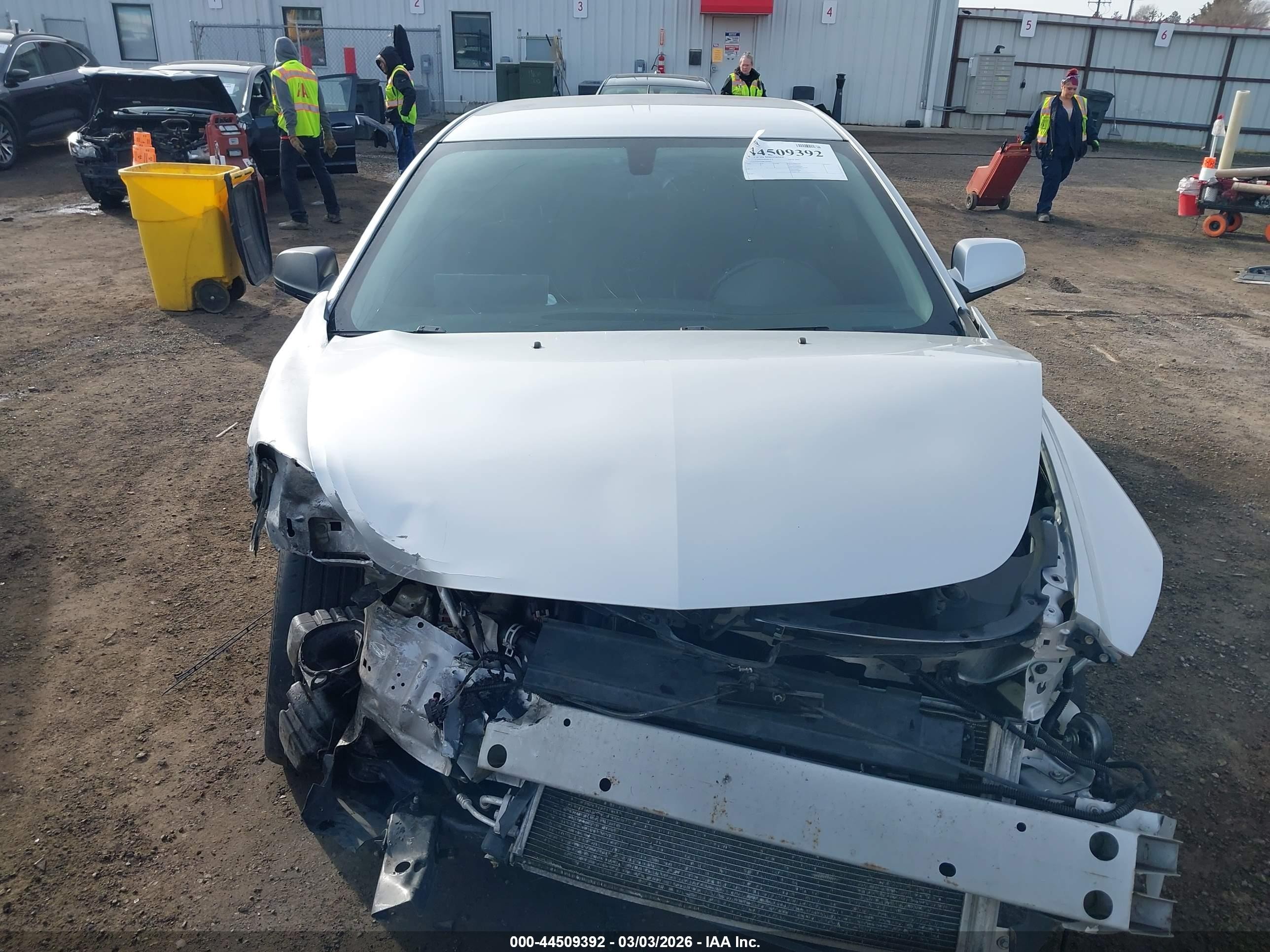 2011 Chevrolet Malibu Ltz Белый vin: 1G1ZE5EU5BF300403