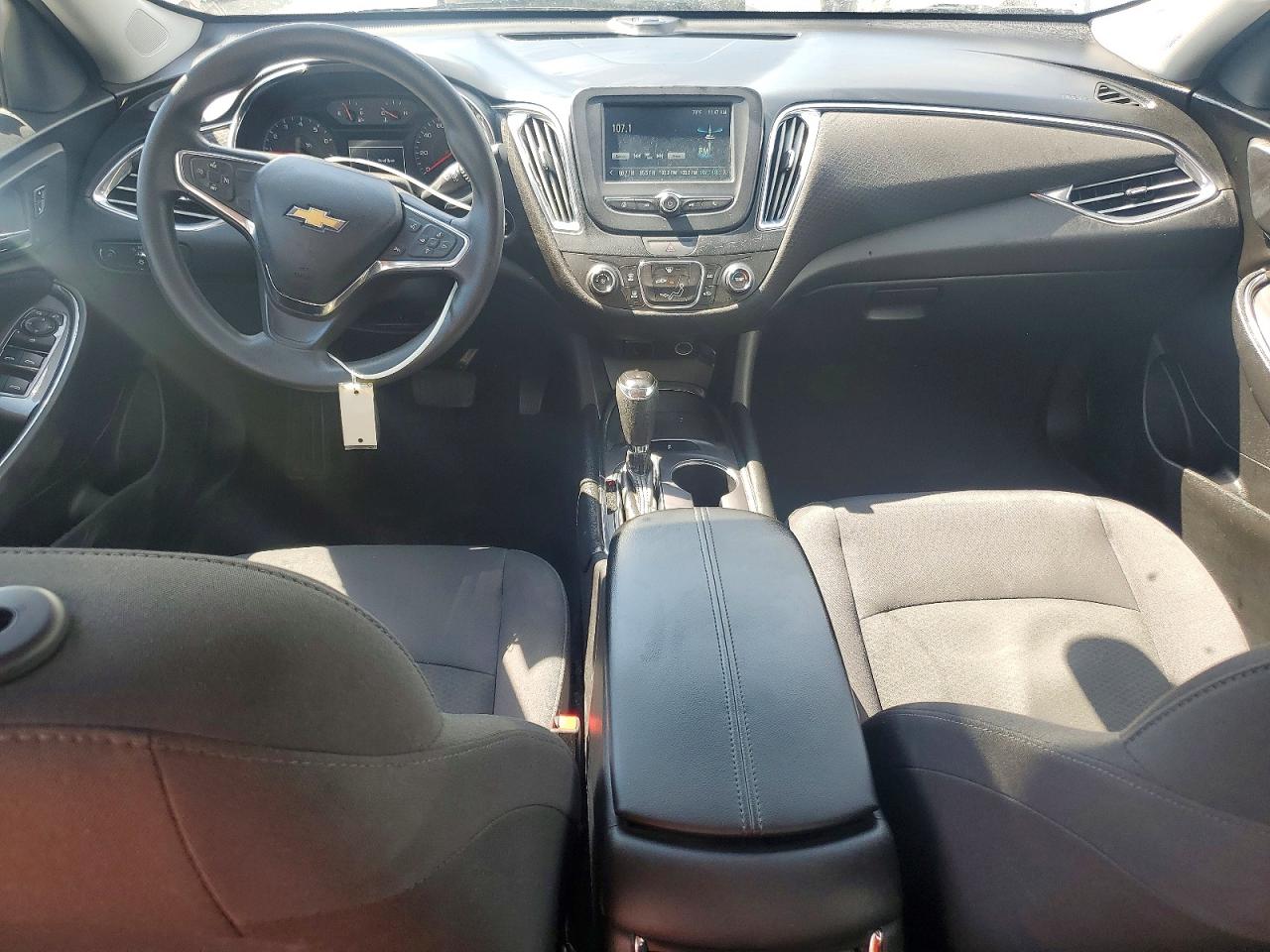 2017 Chevrolet Malibu Lt White vin: 1G1ZE5ST0HF177968
