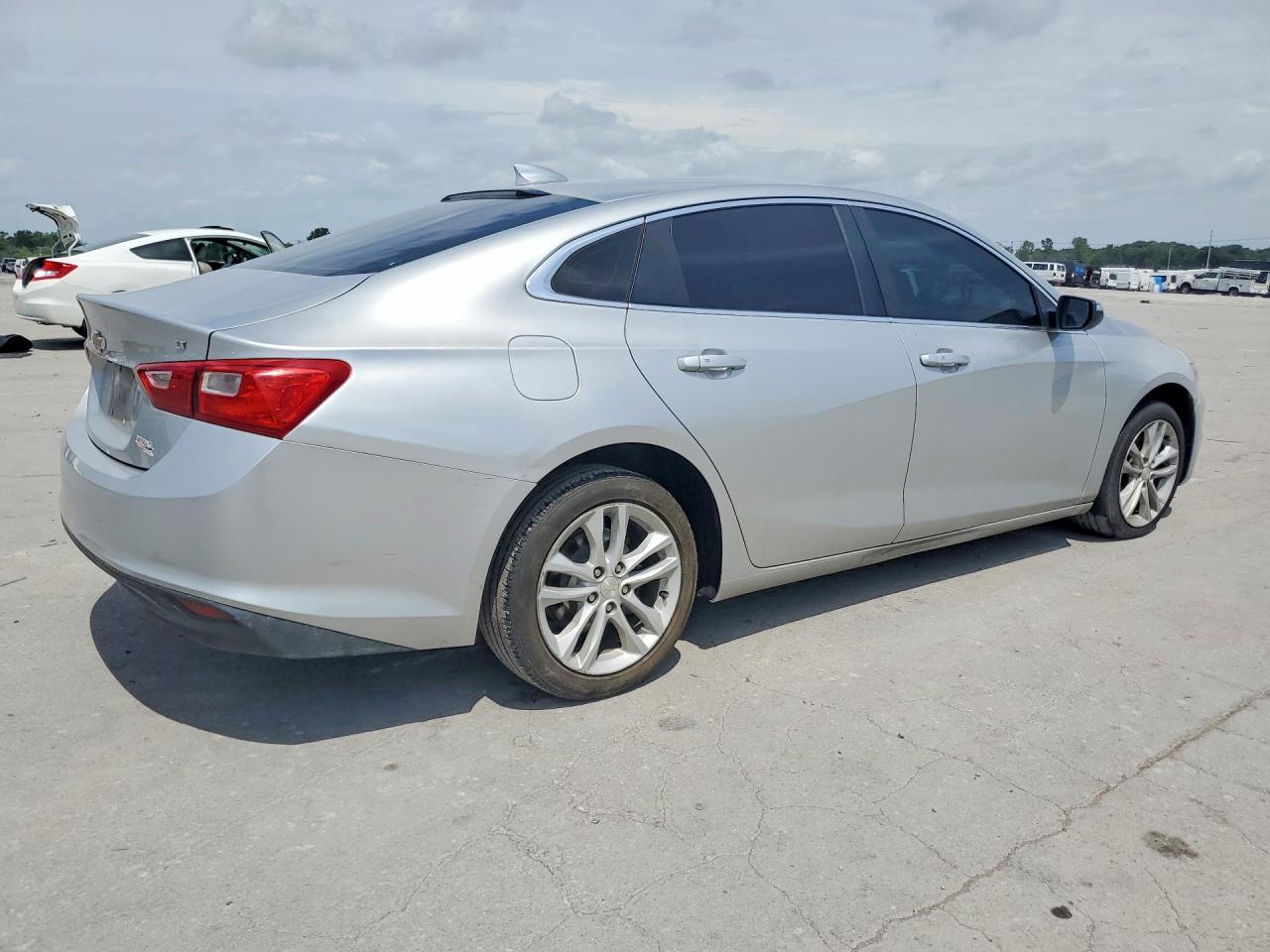 2017 Chevrolet Malibu Lt Silver vin: 1G1ZE5ST0HF183897