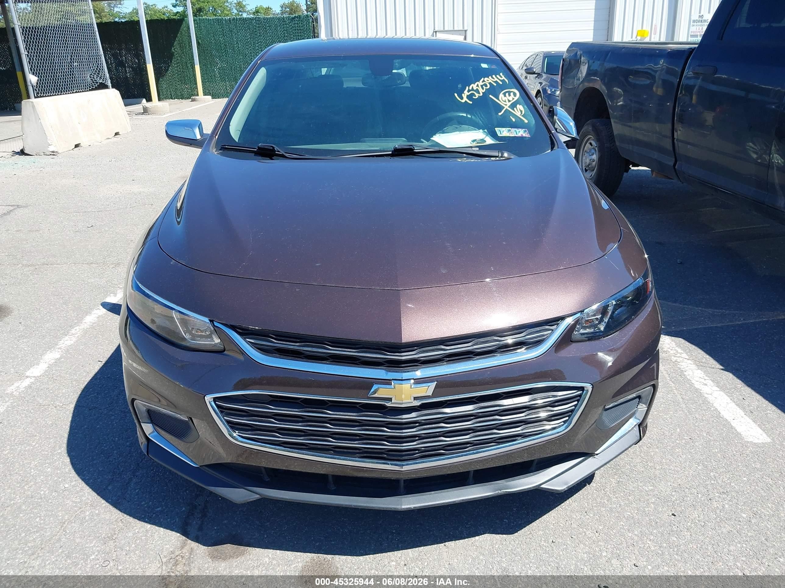 2016 Chevrolet Malibu 1lt Purple vin: 1G1ZE5ST2GF187982