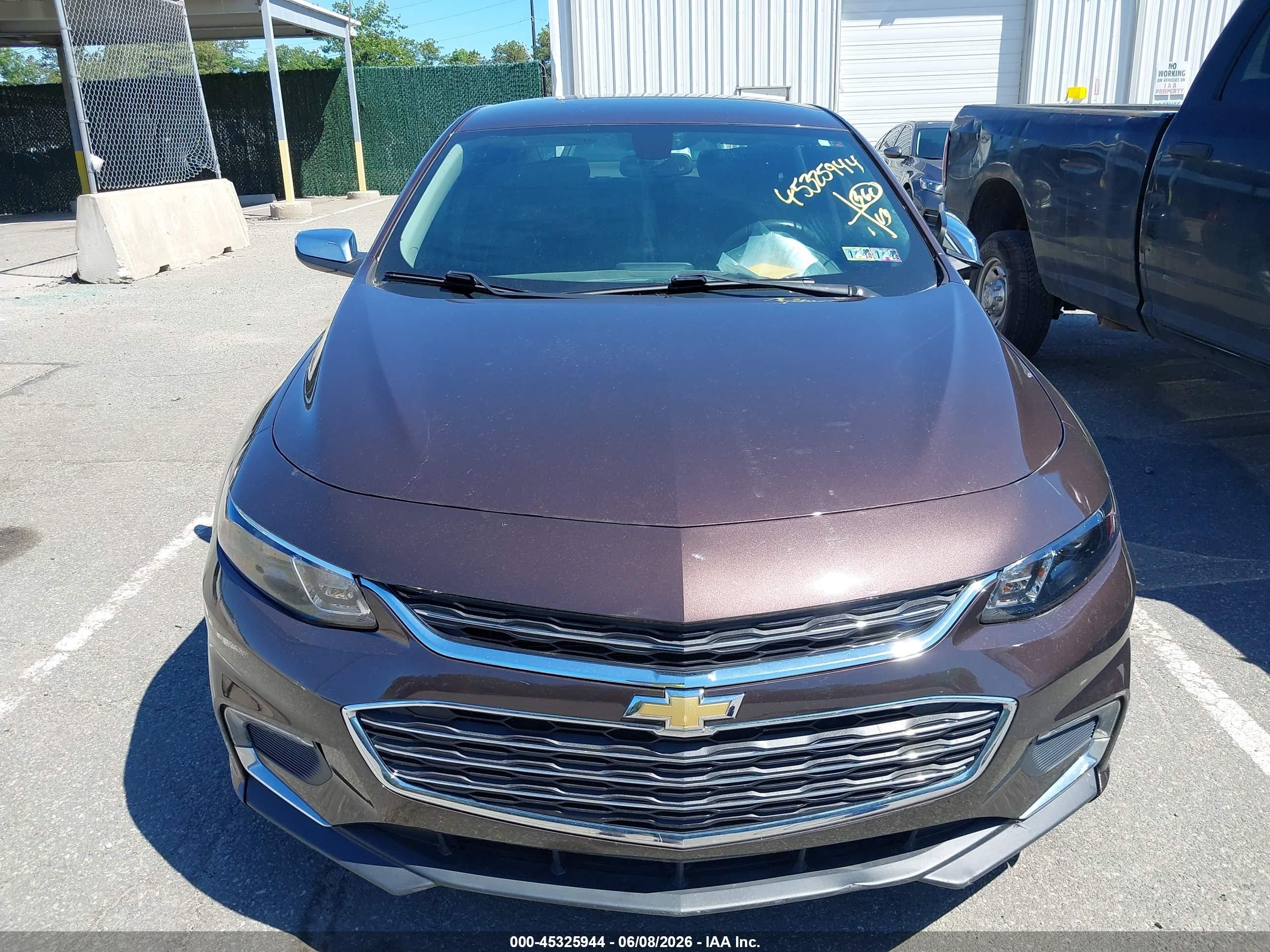 2016 Chevrolet Malibu 1lt Purple vin: 1G1ZE5ST2GF187982