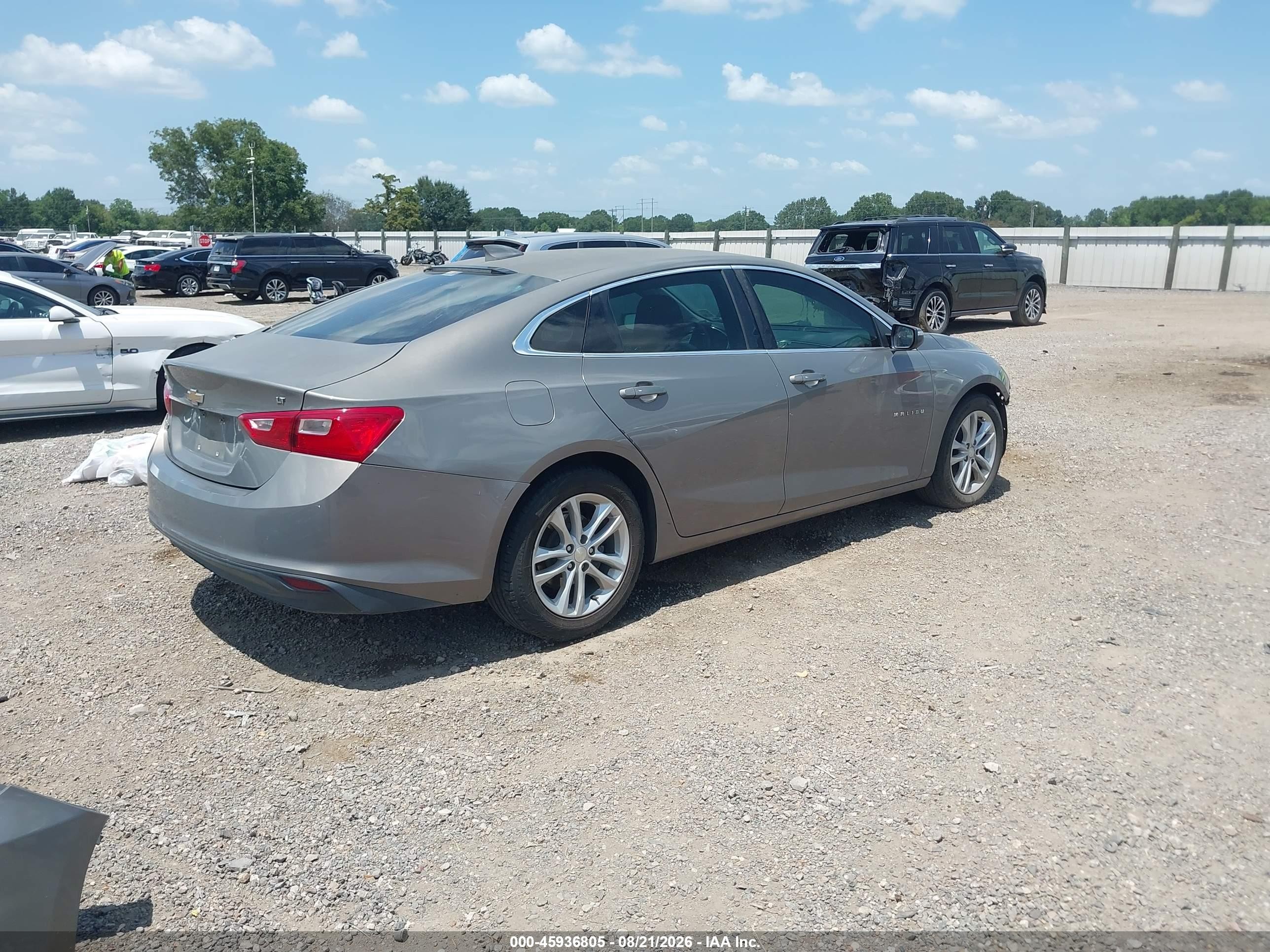 2017 Chevrolet Malibu 1lt Tan vin: 1G1ZE5ST2HF254713