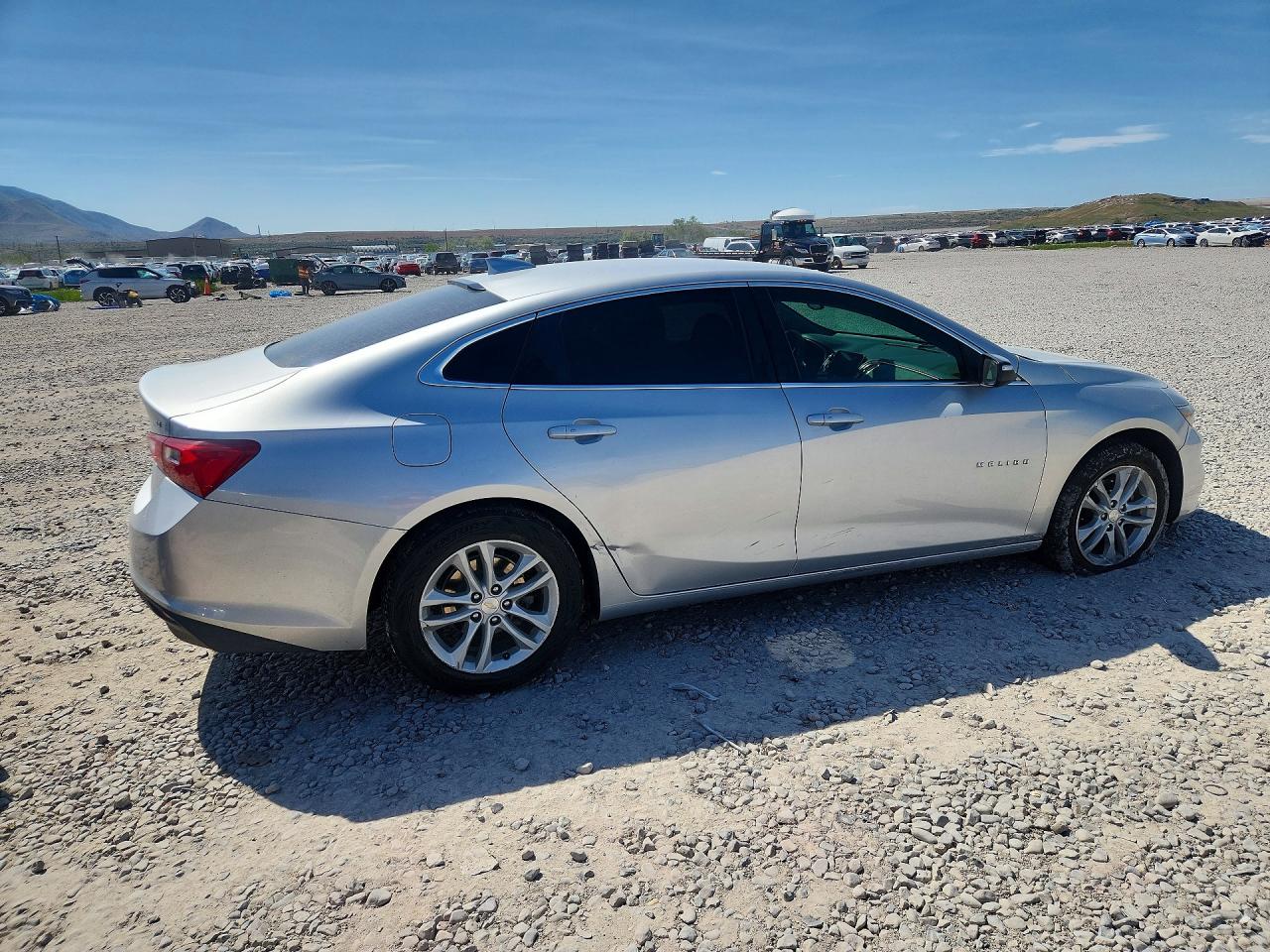 2017 Chevrolet Malibu Lt Silver vin: 1G1ZE5ST3HF114945