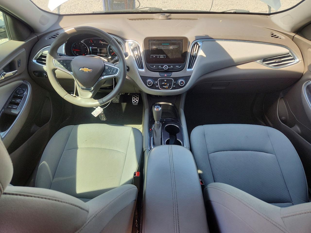 2017 Chevrolet Malibu Lt Silver vin: 1G1ZE5ST3HF114945